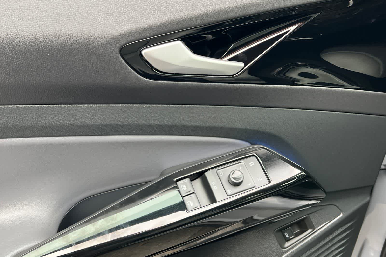 Thumbnail: 2022 Volkswagen ID.4 - 13