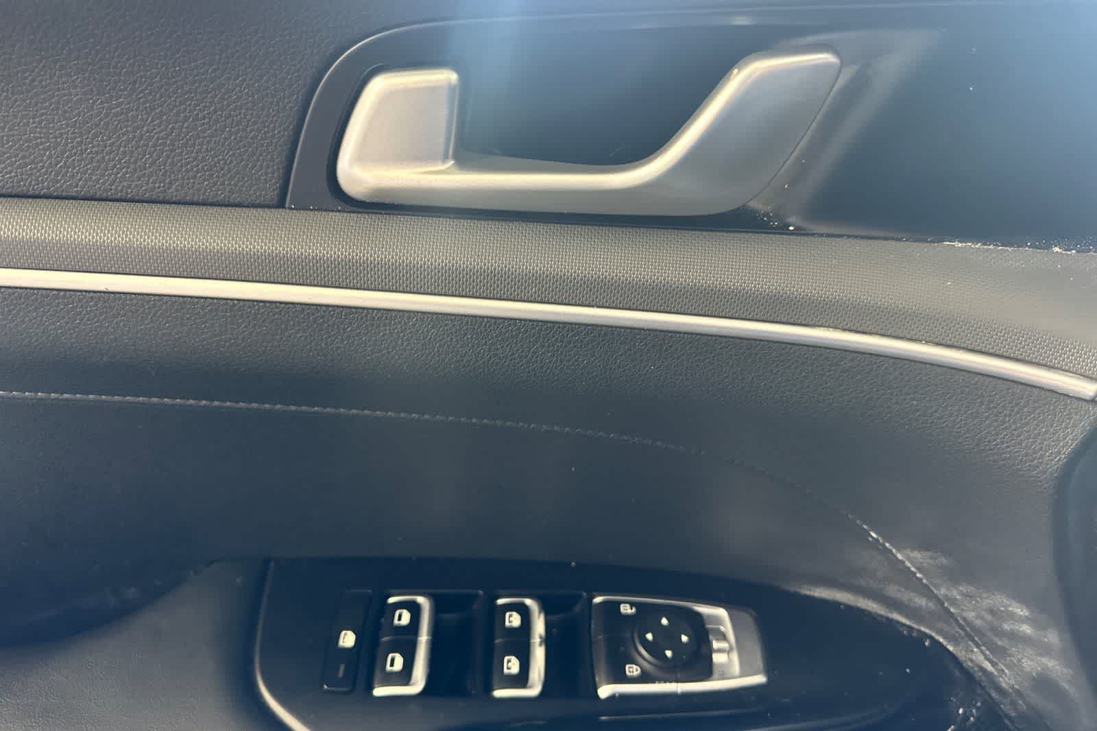 Thumbnail: 2022 Kia K5 - 15