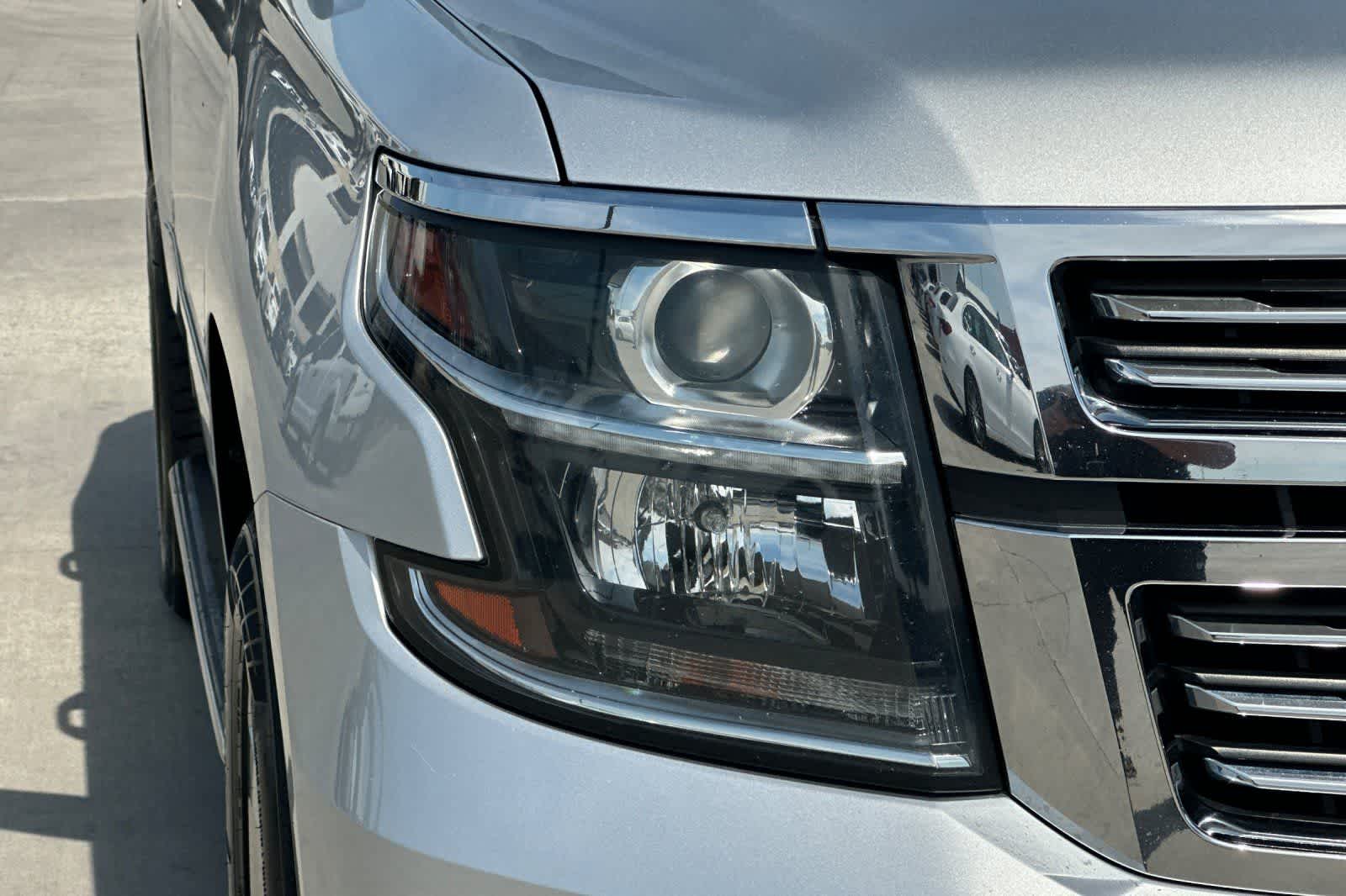 Thumbnail: 2018 Chevrolet Tahoe - 33