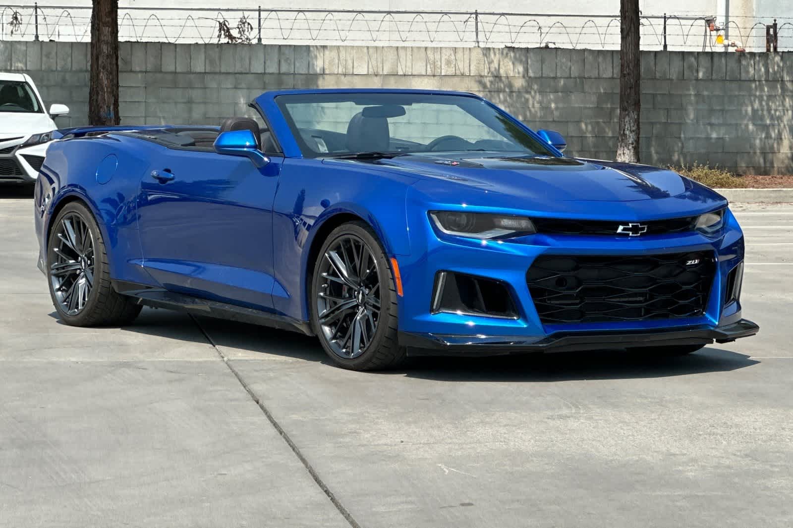 Thumbnail: 2018 Chevrolet Camaro - 10