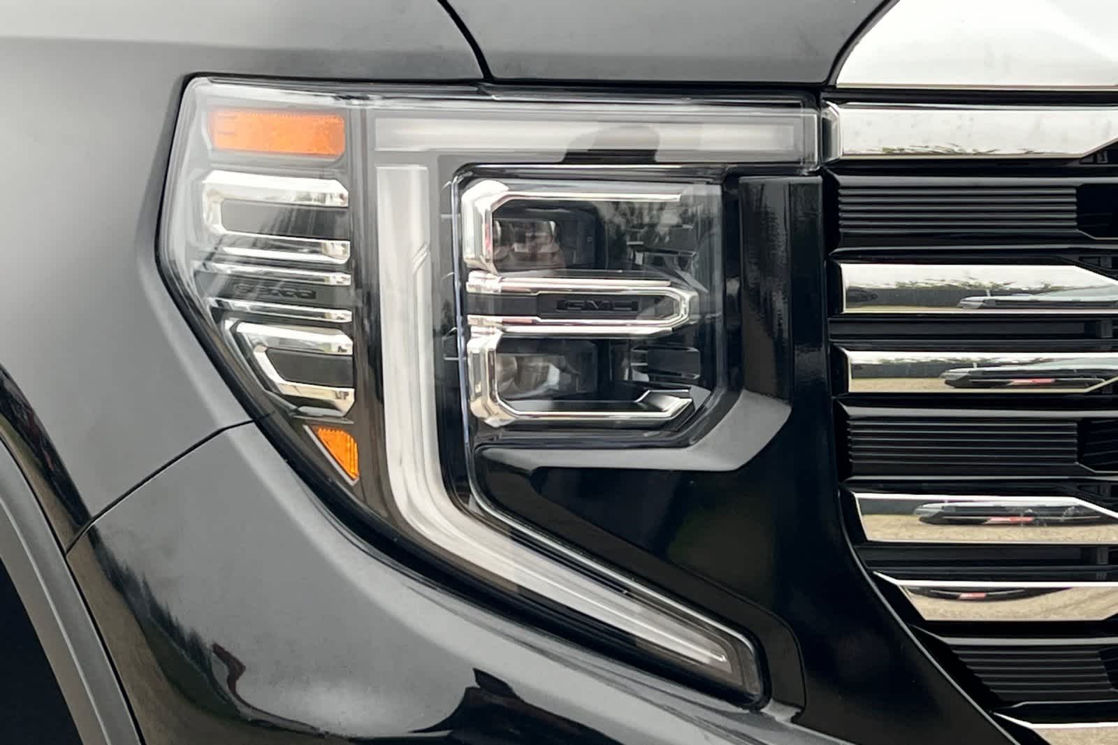 Thumbnail: 2022 GMC Sierra 1500 - 34