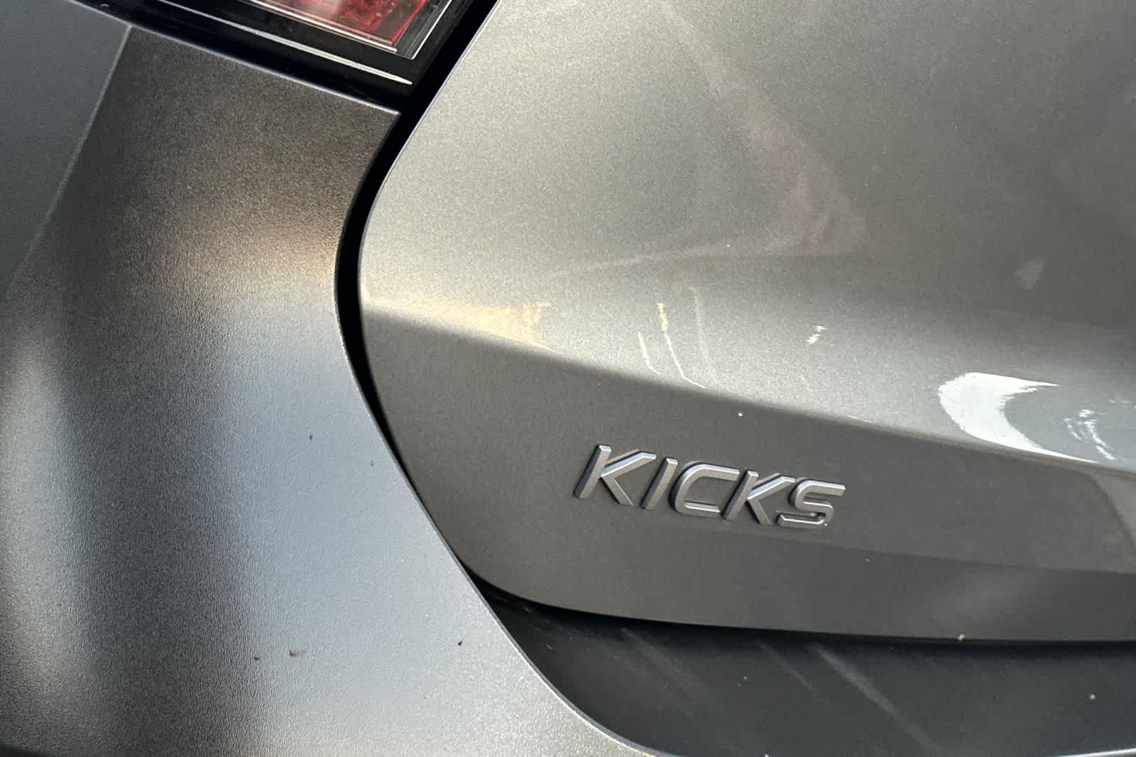 Thumbnail: 2026 Nissan Kicks - 17