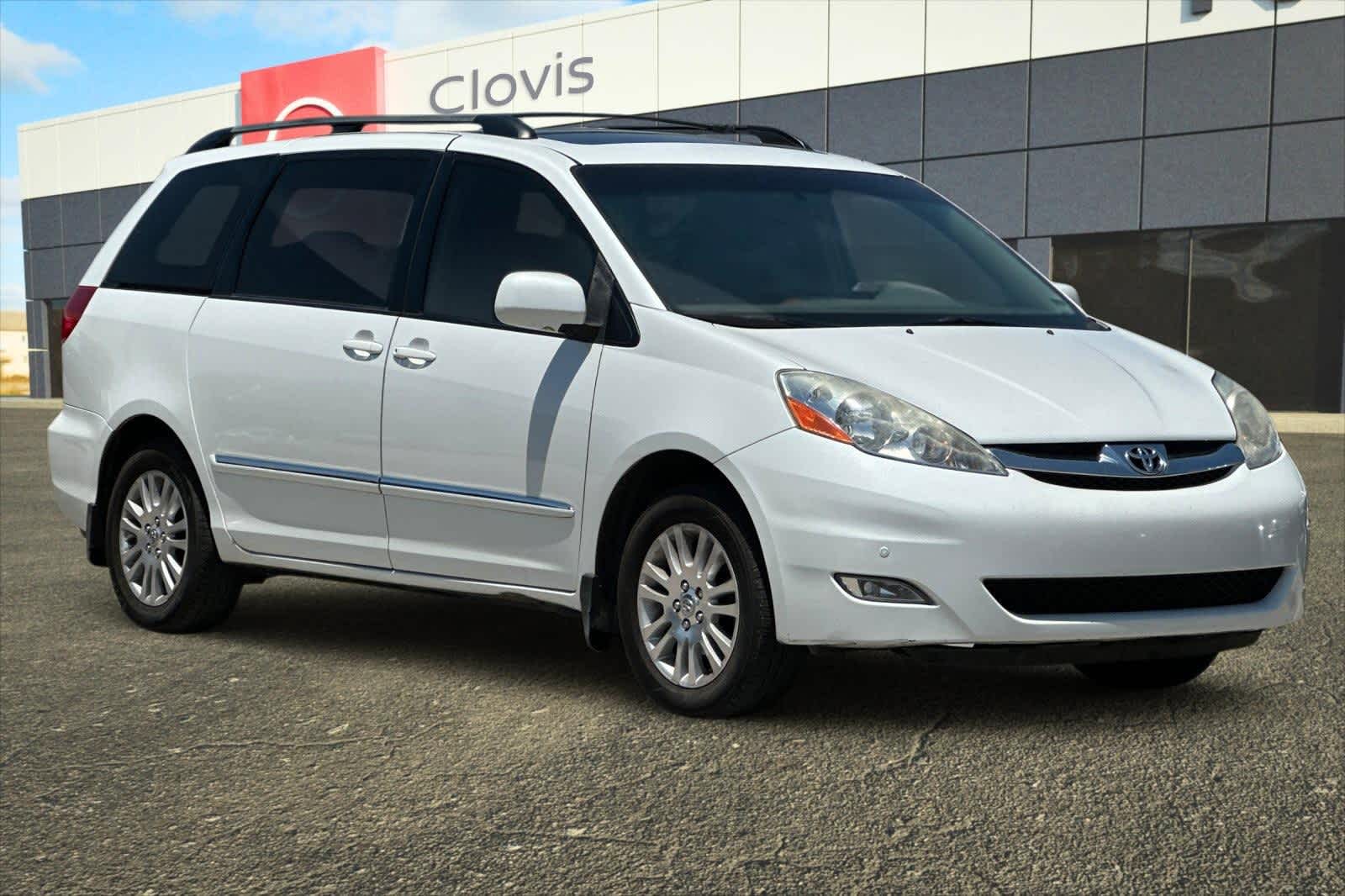 Thumbnail: 2007 Toyota Sienna - 10