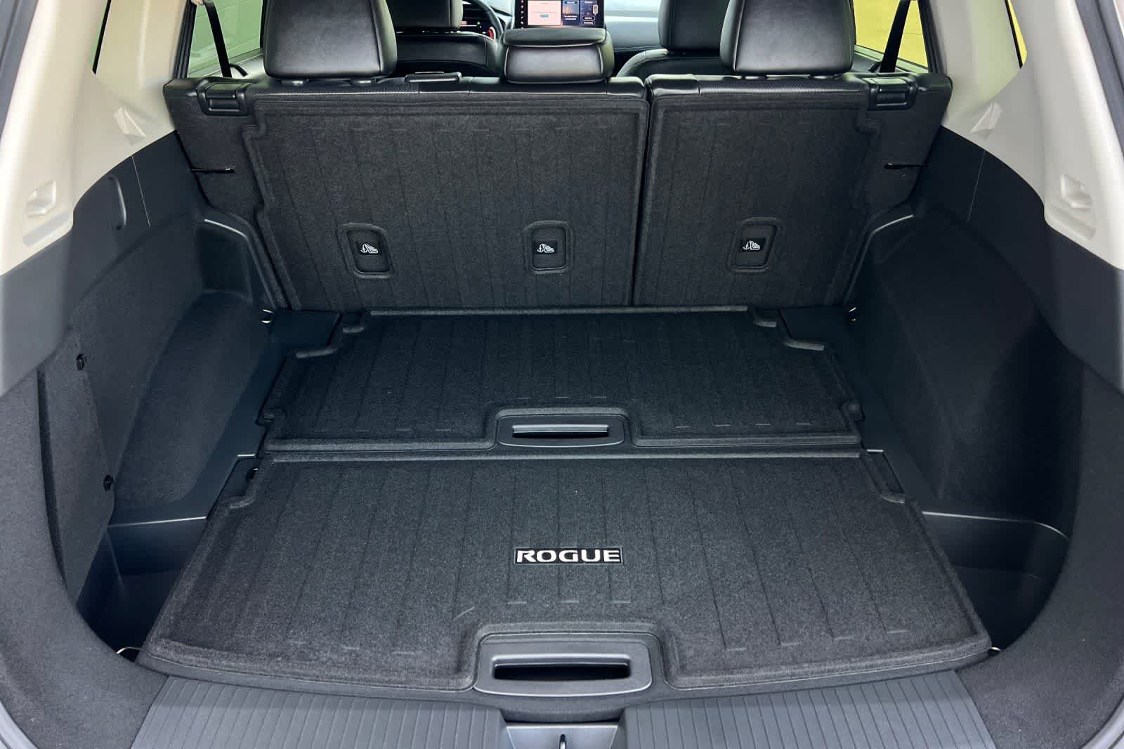 Thumbnail: 2026 Nissan Rogue - 18