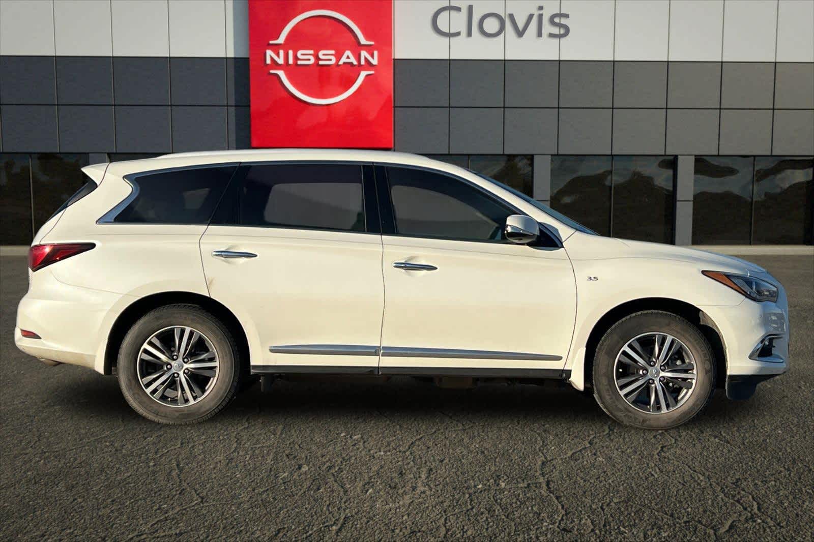 Thumbnail: 2019 INFINITI QX60 - 9