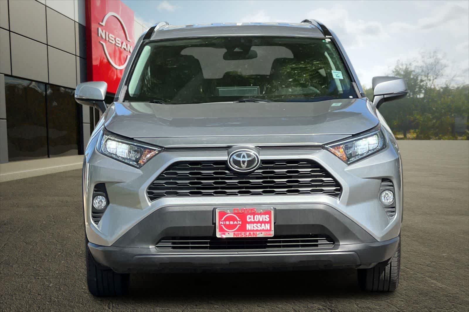 Thumbnail: 2020 Toyota RAV4 - 11