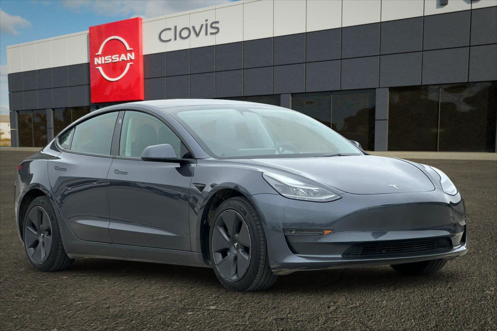 Thumbnail: 2023 Tesla Model 3 - 10