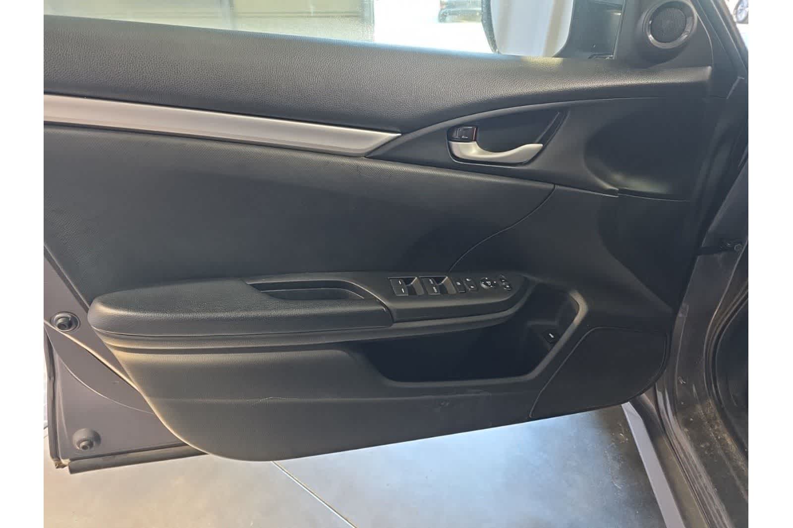 Thumbnail: 2021 Honda Civic - 20