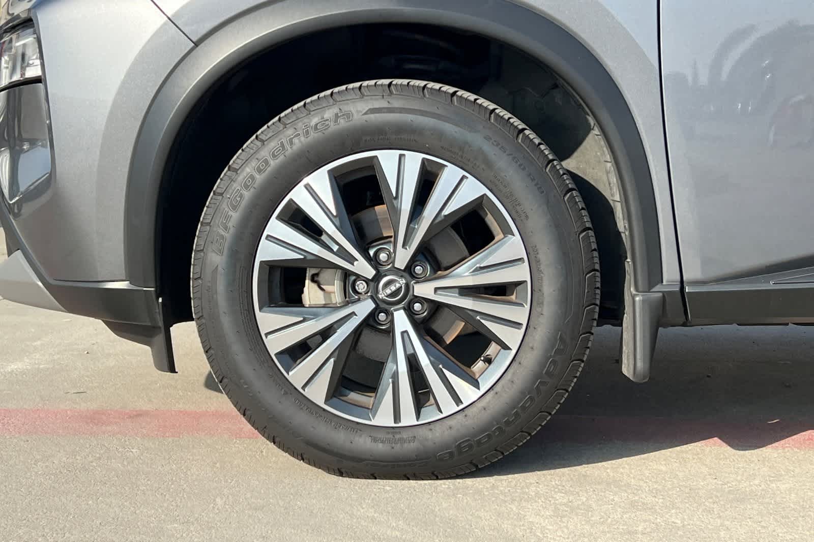 Thumbnail: 2023 Nissan Rogue - 28