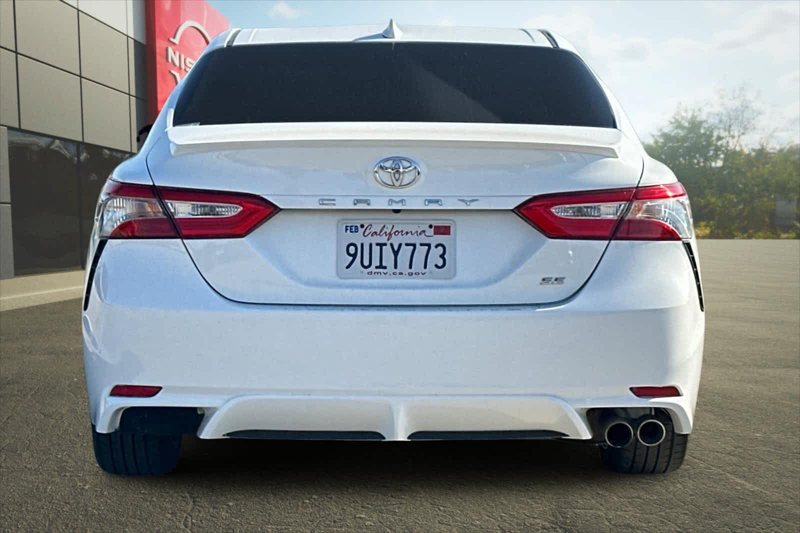 Thumbnail: 2019 Toyota Camry - 7