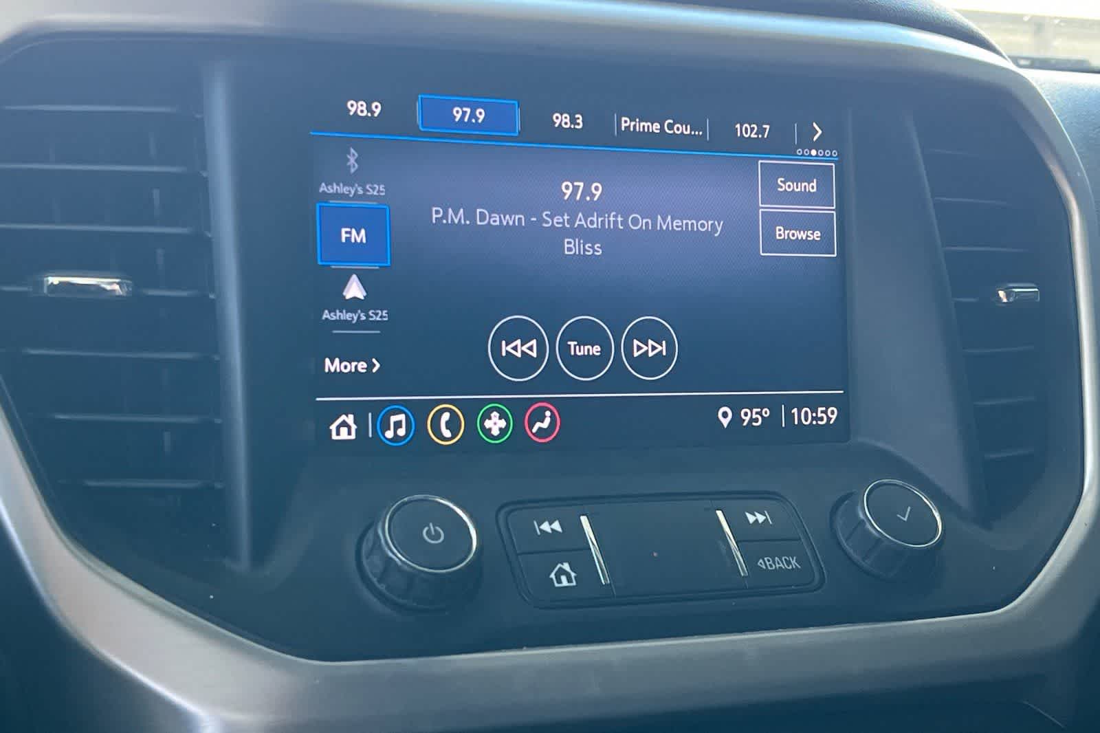 Thumbnail: 2020 GMC Acadia - 21