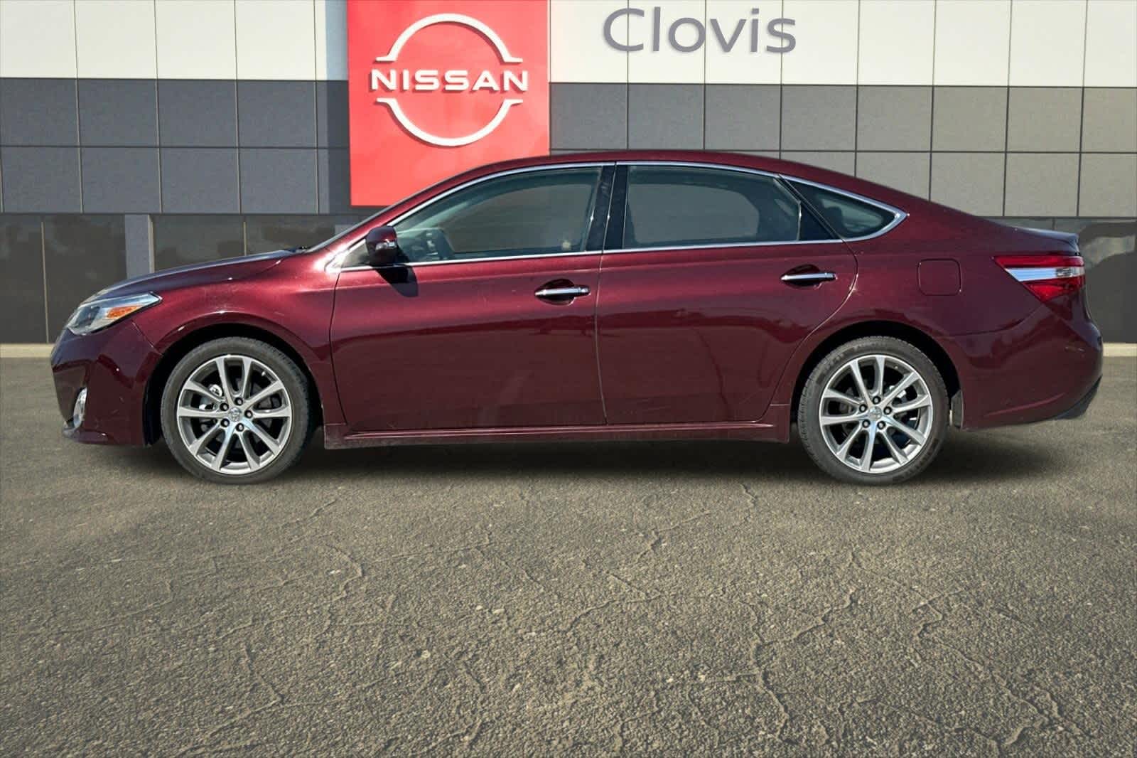 Thumbnail: 2015 Toyota Avalon - 6