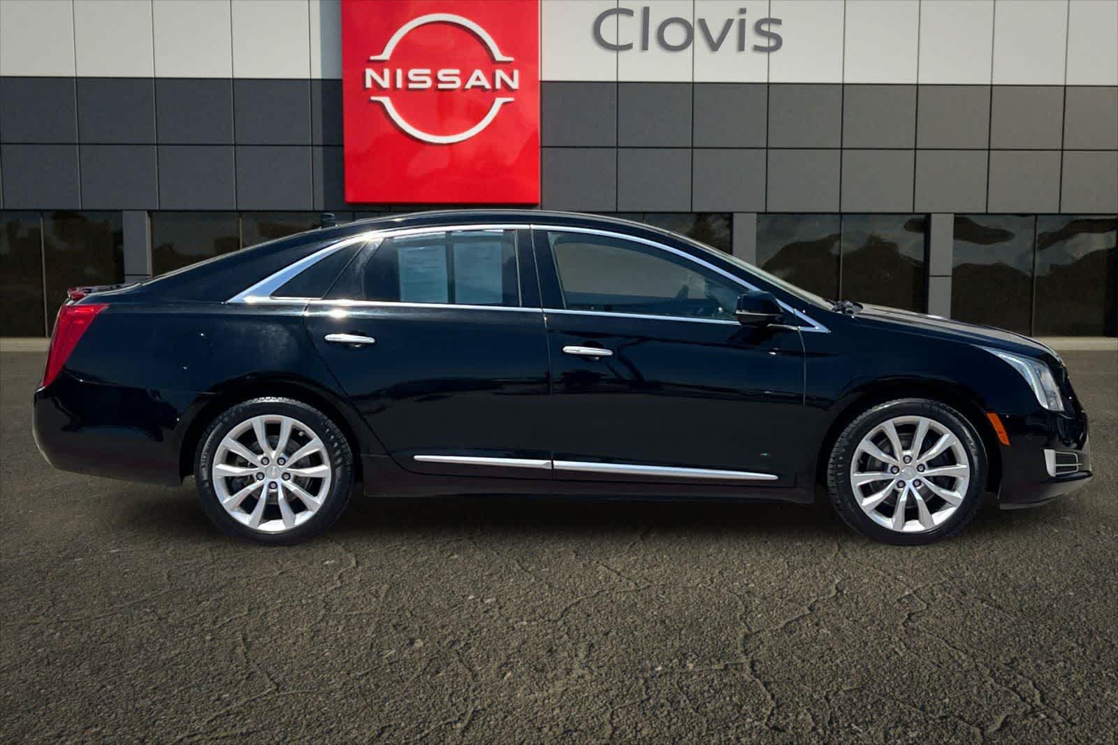 Thumbnail: 2017 Cadillac XTS - 8