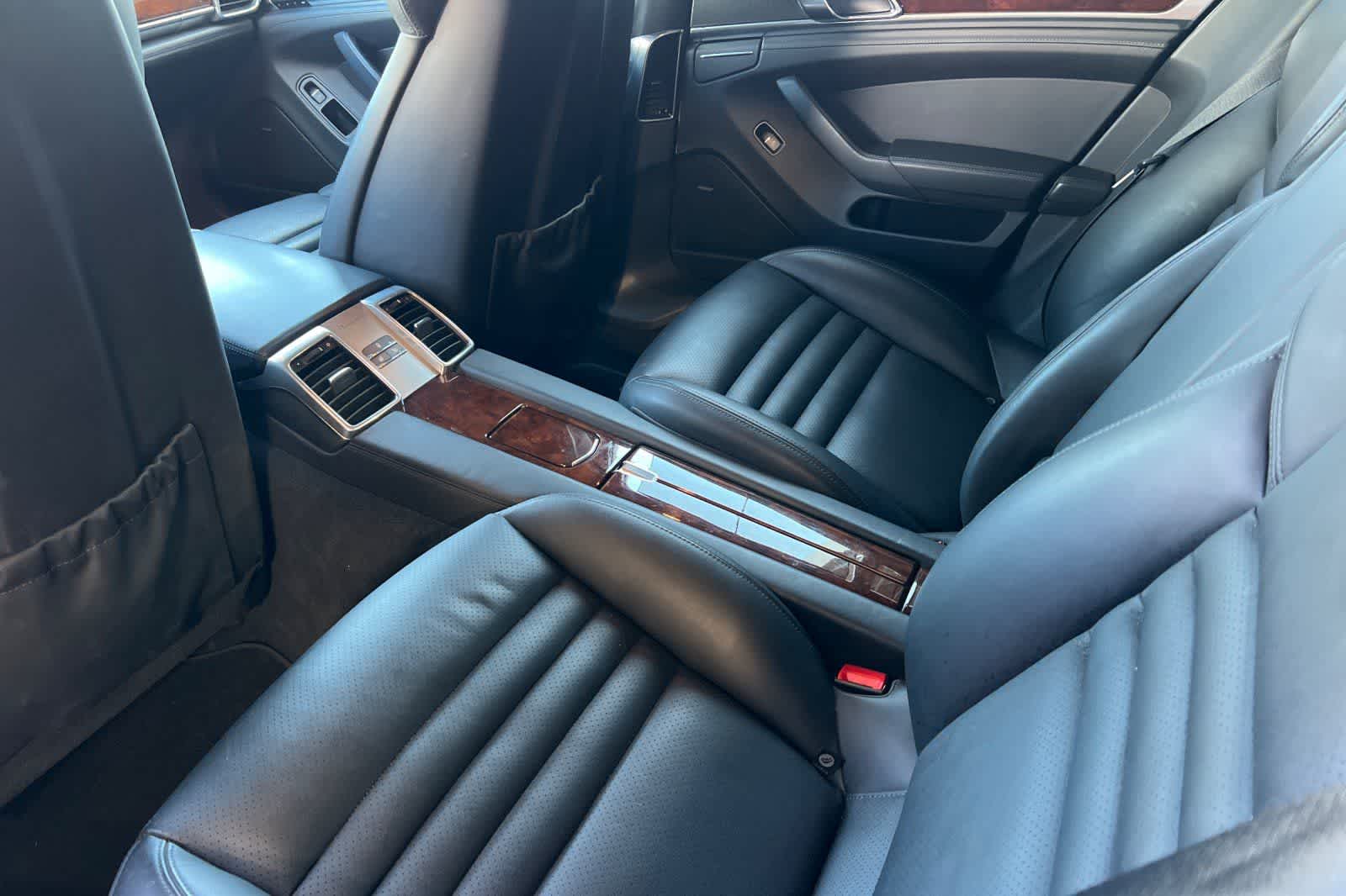 Thumbnail: 2013 Porsche Panamera - 5