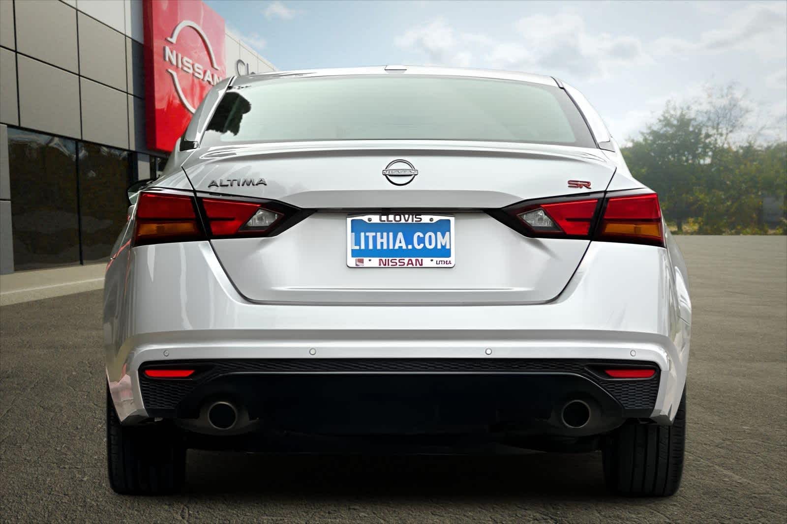 Thumbnail: 2023 Nissan Altima - 8