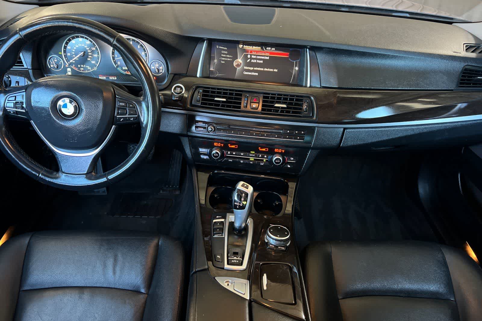 Thumbnail: 2015 BMW 5 Series - 4