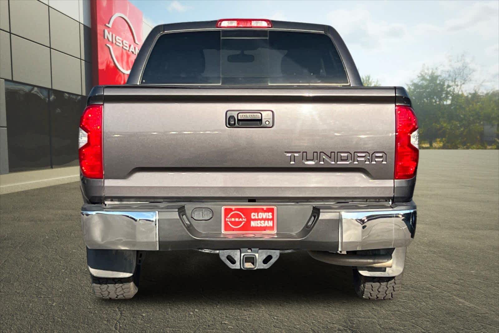 Thumbnail: 2016 Toyota Tundra - 8