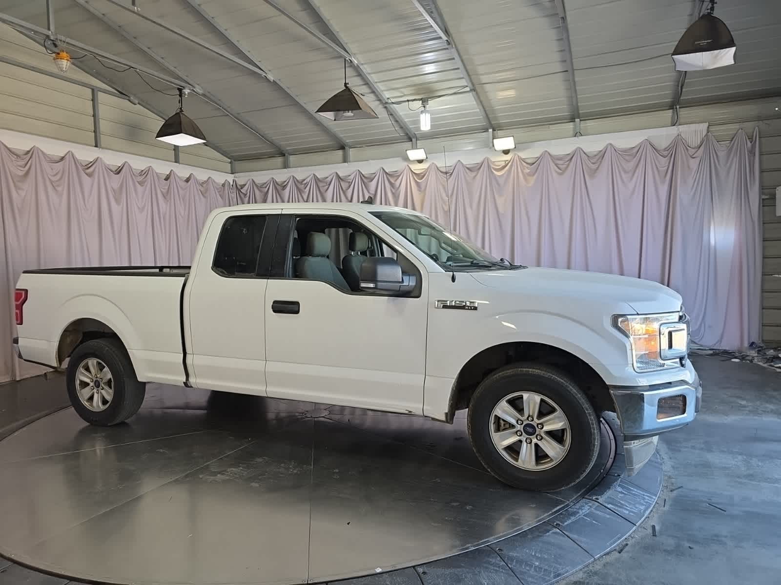 Thumbnail: 2019 Ford F-150 - 6