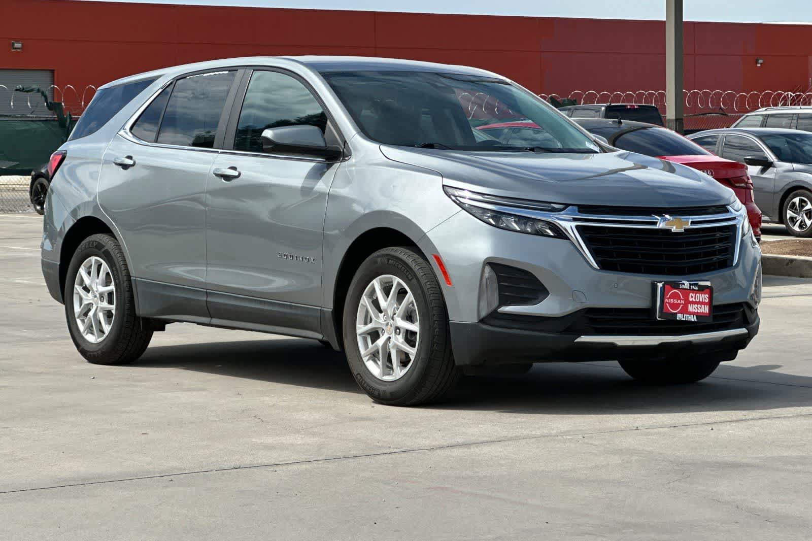 Thumbnail: 2023 Chevrolet Equinox - 10