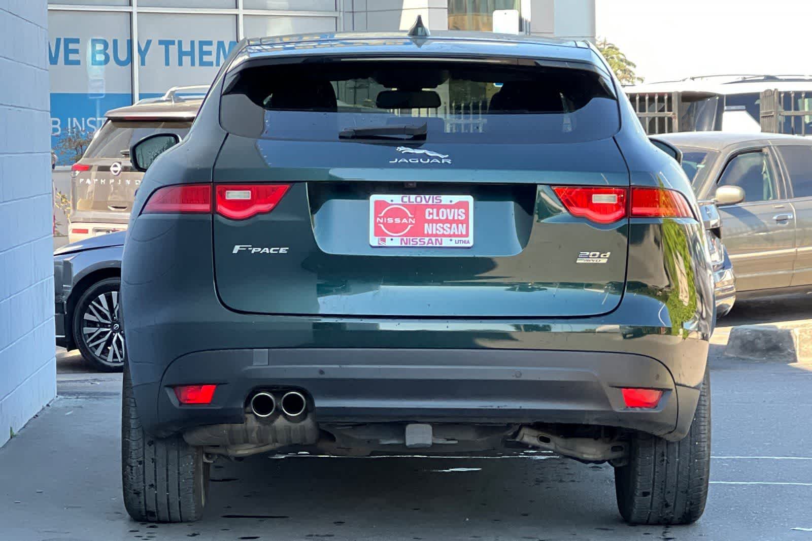 Thumbnail: 2018 Jaguar F-Pace - 8