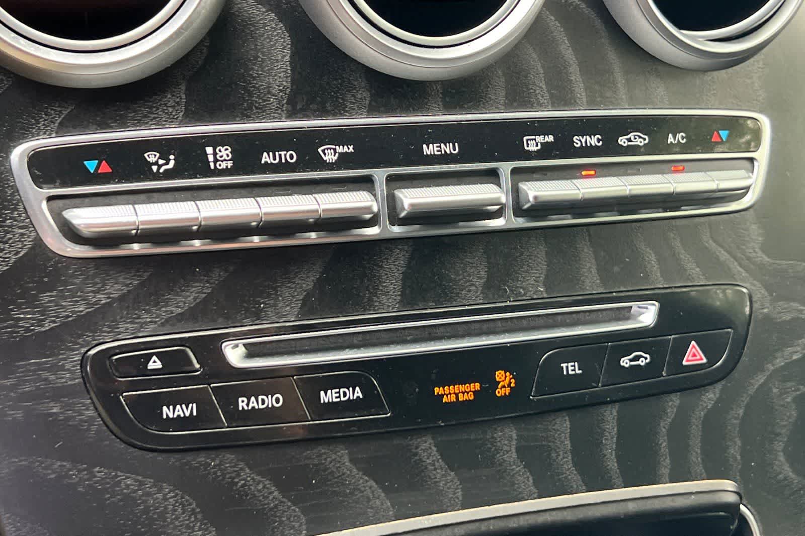 Thumbnail: 2018 Mercedes-Benz GLC - 24