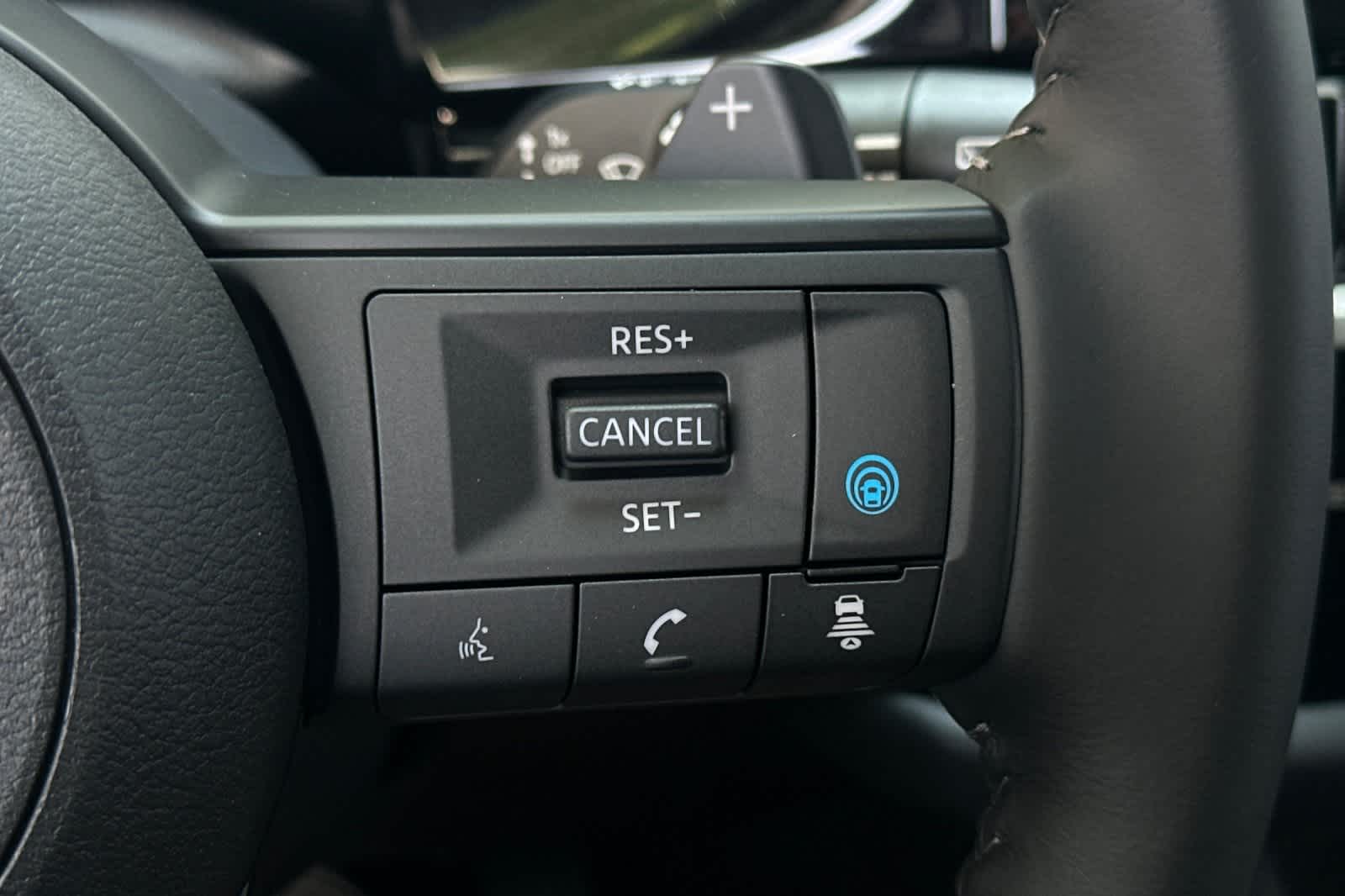 Thumbnail: 2025 Nissan Pathfinder - 28