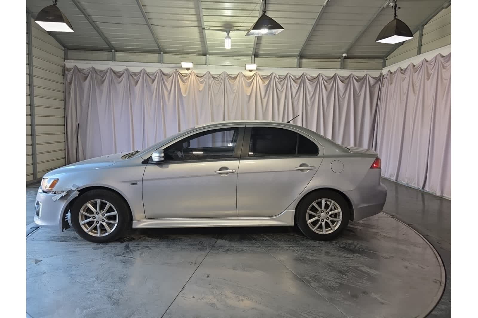 Thumbnail: 2016 Mitsubishi Lancer - 4