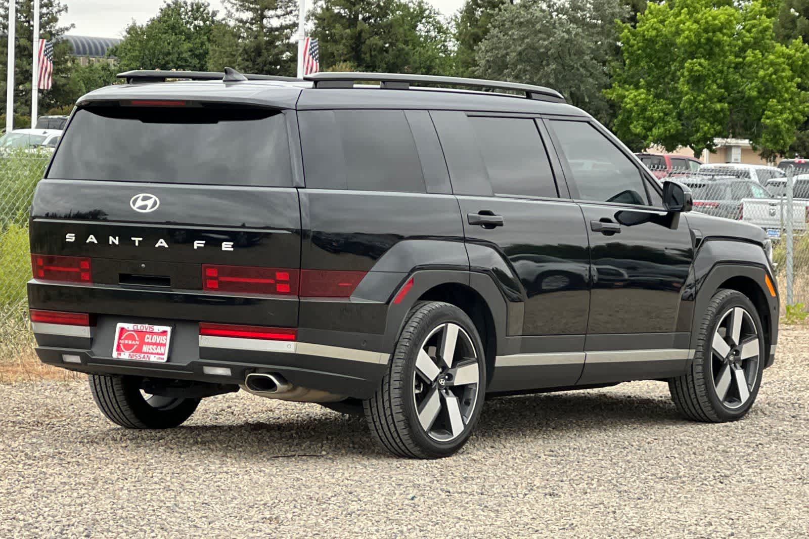 Thumbnail: 2024 Hyundai Santa Fe - 3