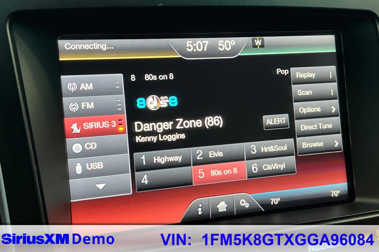 Thumbnail: 2016 Ford Explorer - 29