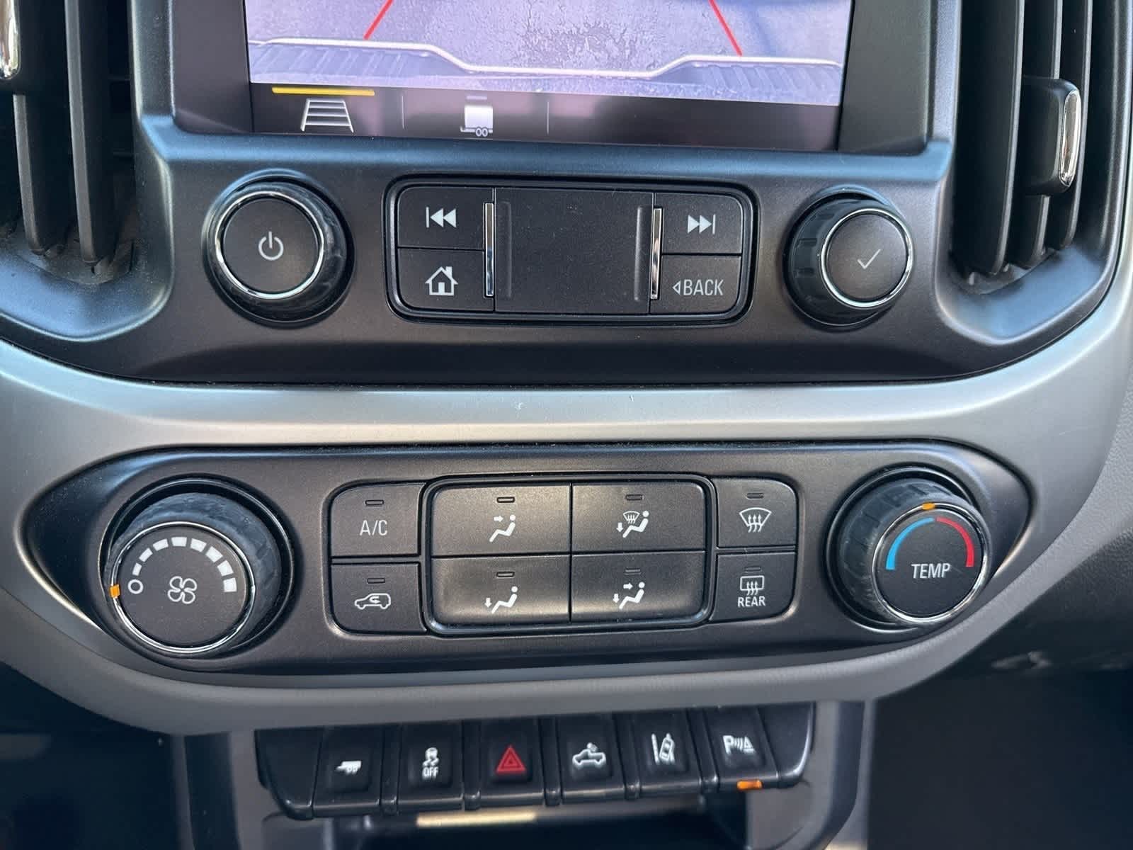 2020 Chevrolet Colorado LT 23