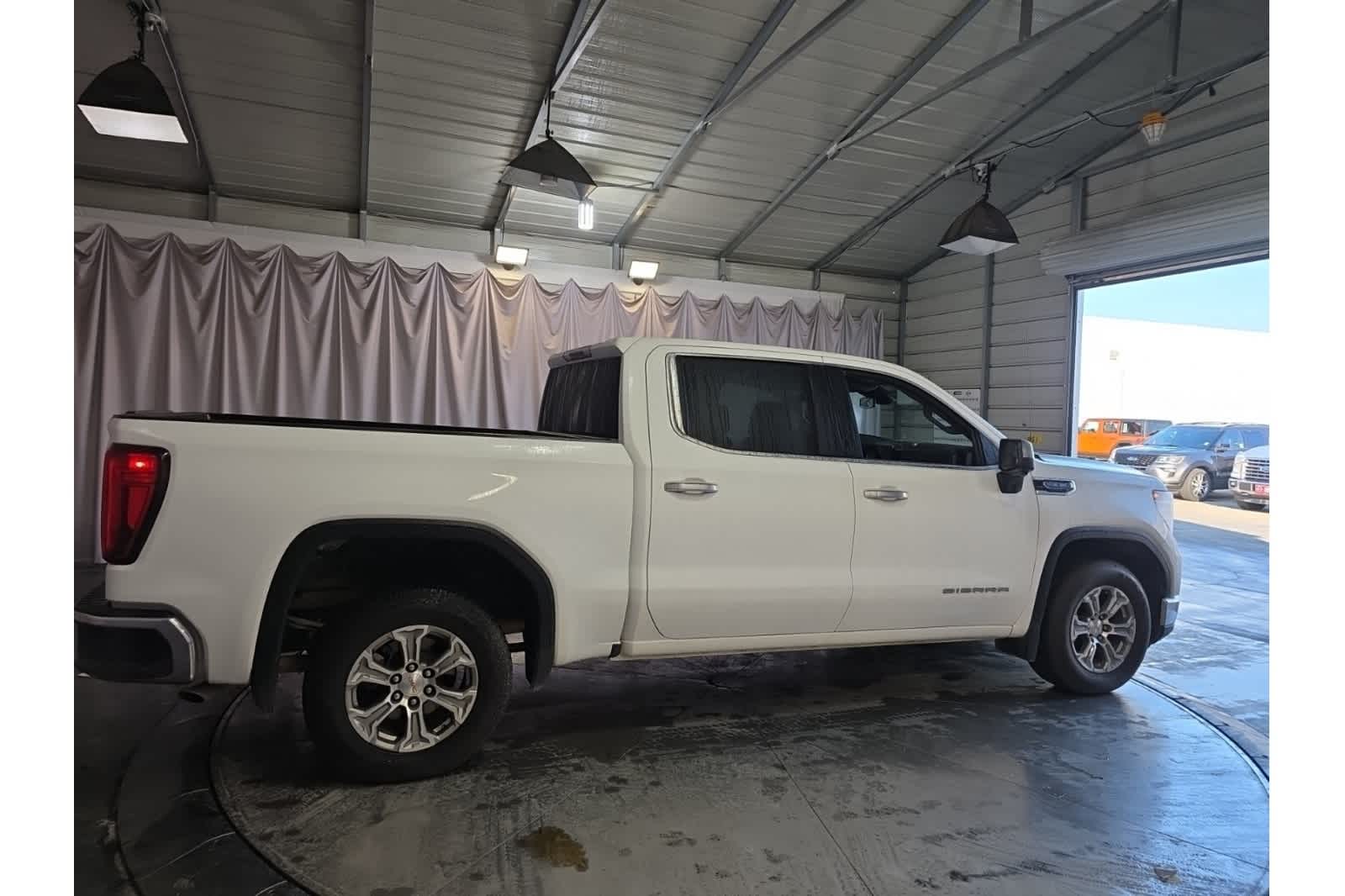 Thumbnail: 2024 GMC Sierra 1500 - 8