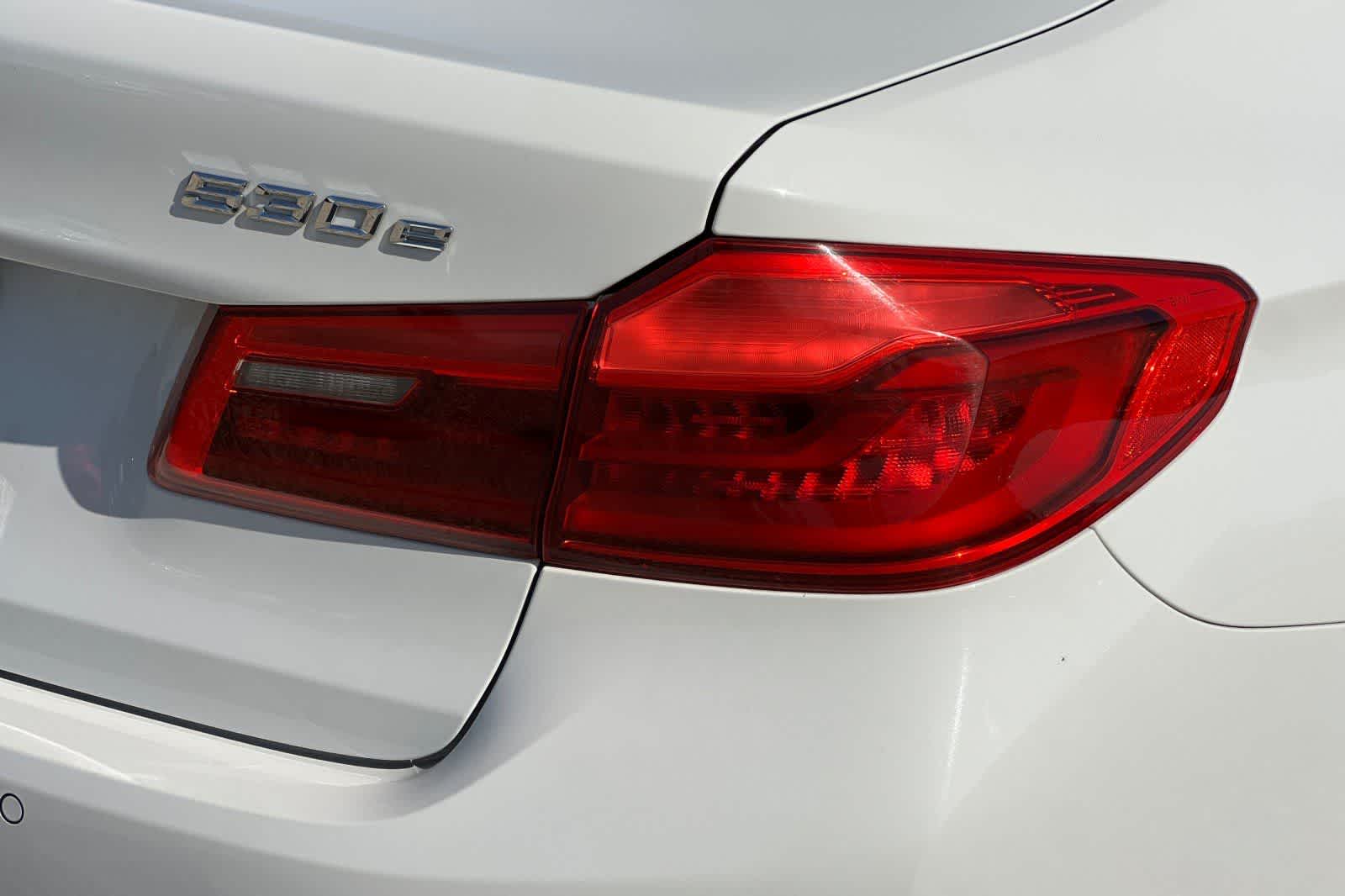 Thumbnail: 2018 BMW 5 Series - 34