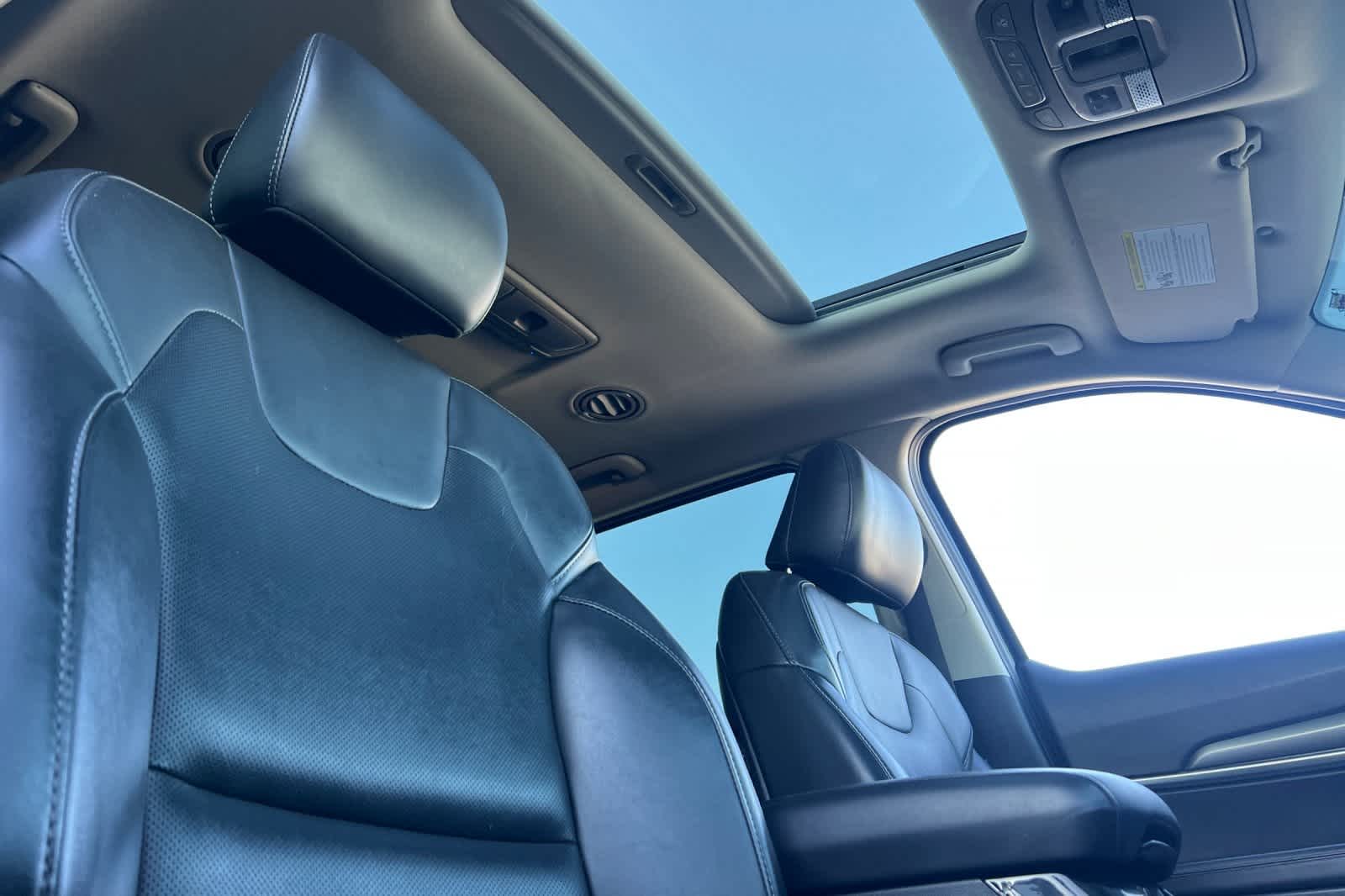 Thumbnail: 2020 Kia Telluride - 19