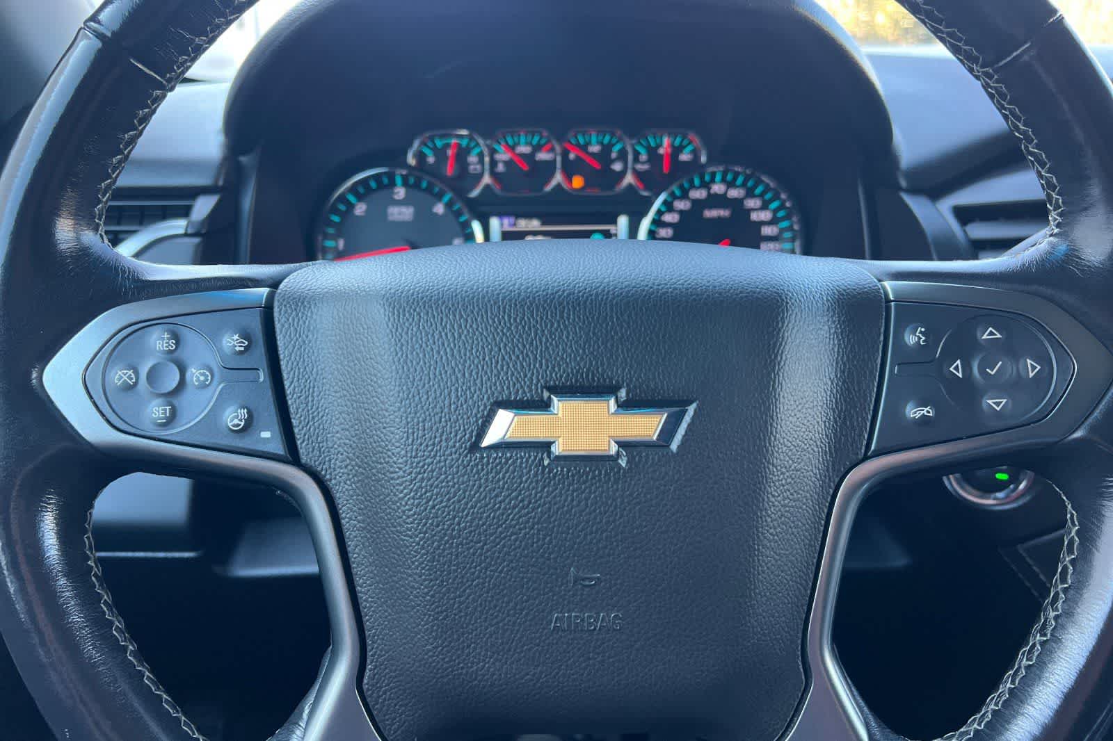 Thumbnail: 2020 Chevrolet Tahoe - 32