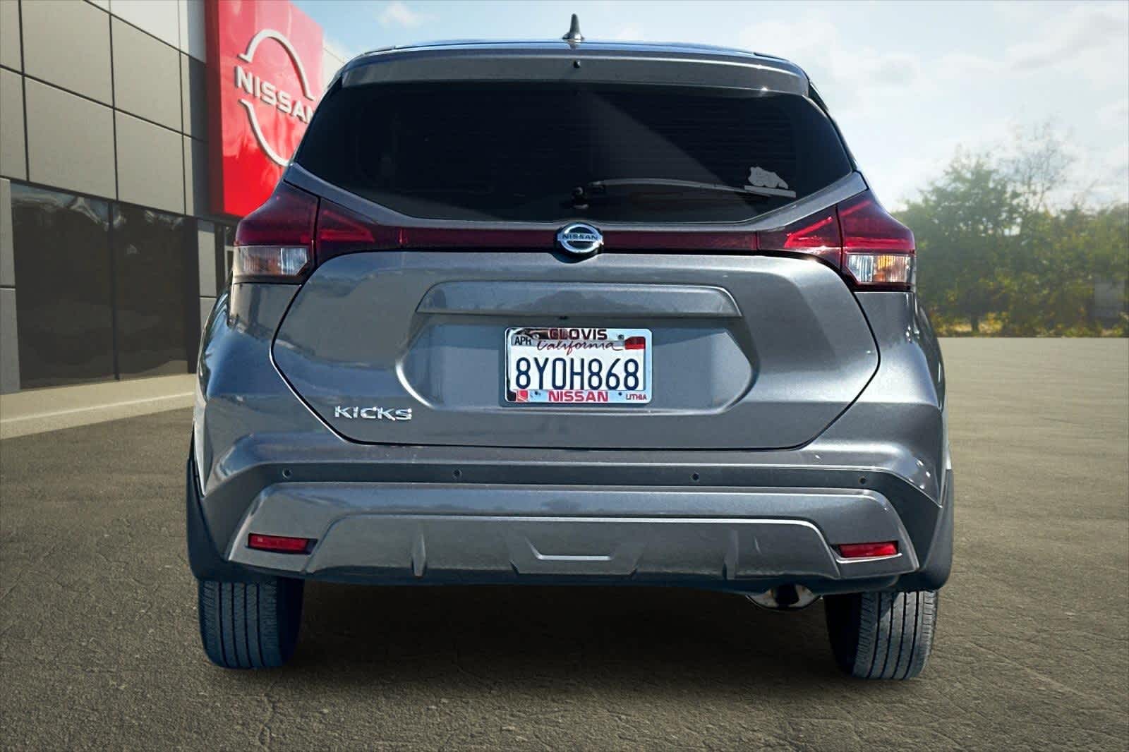 Thumbnail: 2021 Nissan Kicks - 8