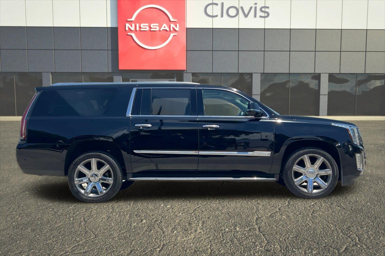 Thumbnail: 2020 Cadillac Escalade - 9