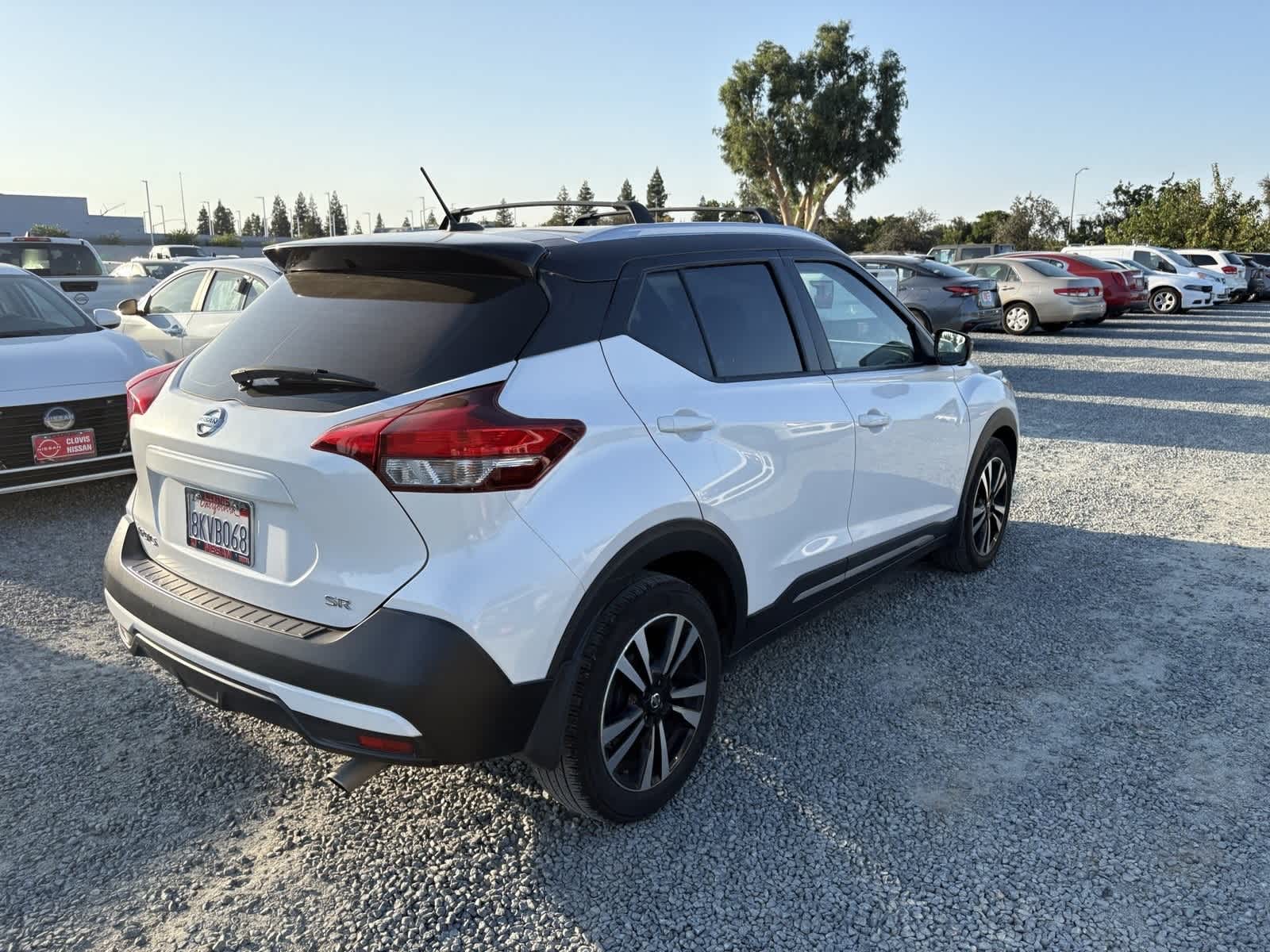 Thumbnail: 2019 Nissan Kicks - 8