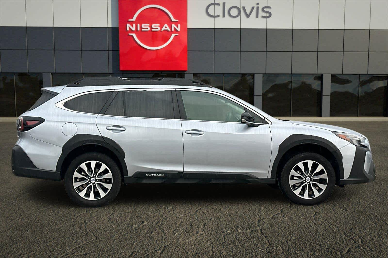 Thumbnail: 2023 Subaru Outback - 9