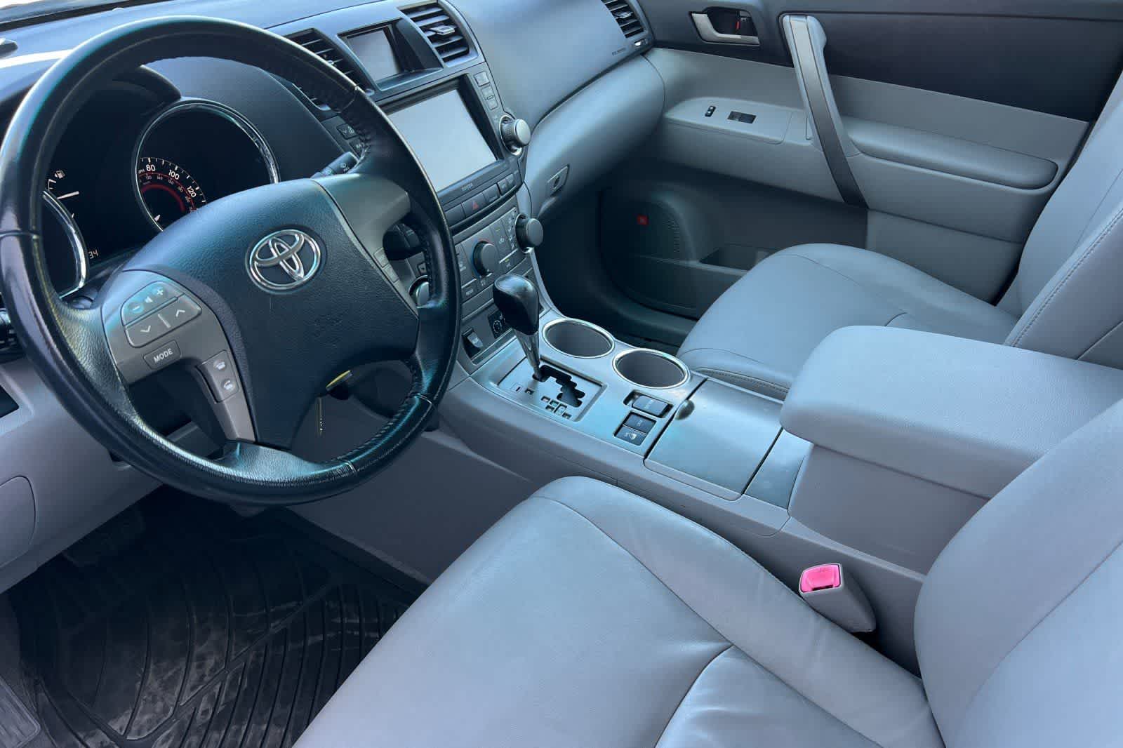 Thumbnail: 2008 Toyota Highlander - 14