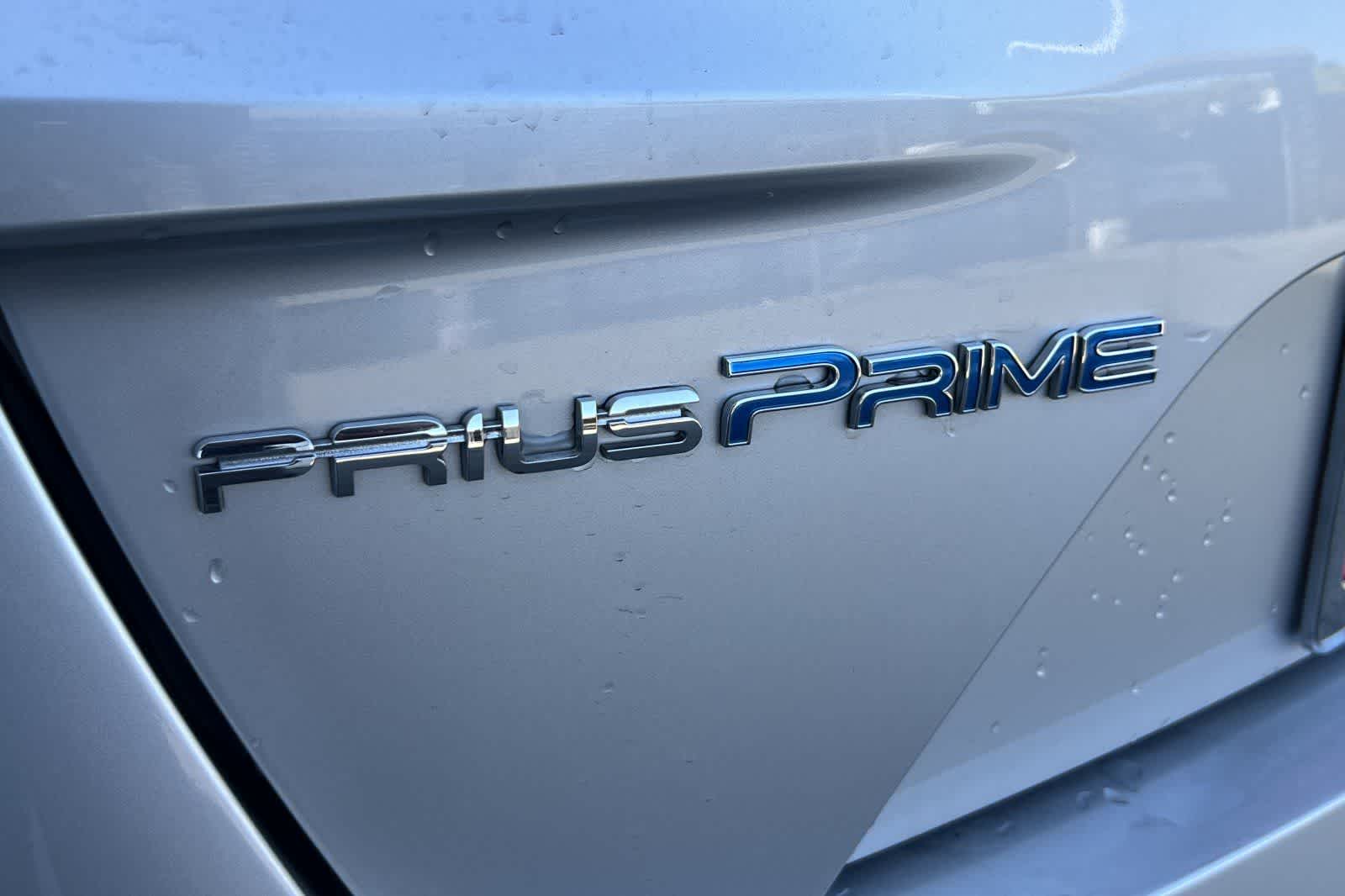 Thumbnail: 2019 Toyota Prius Prime - 15