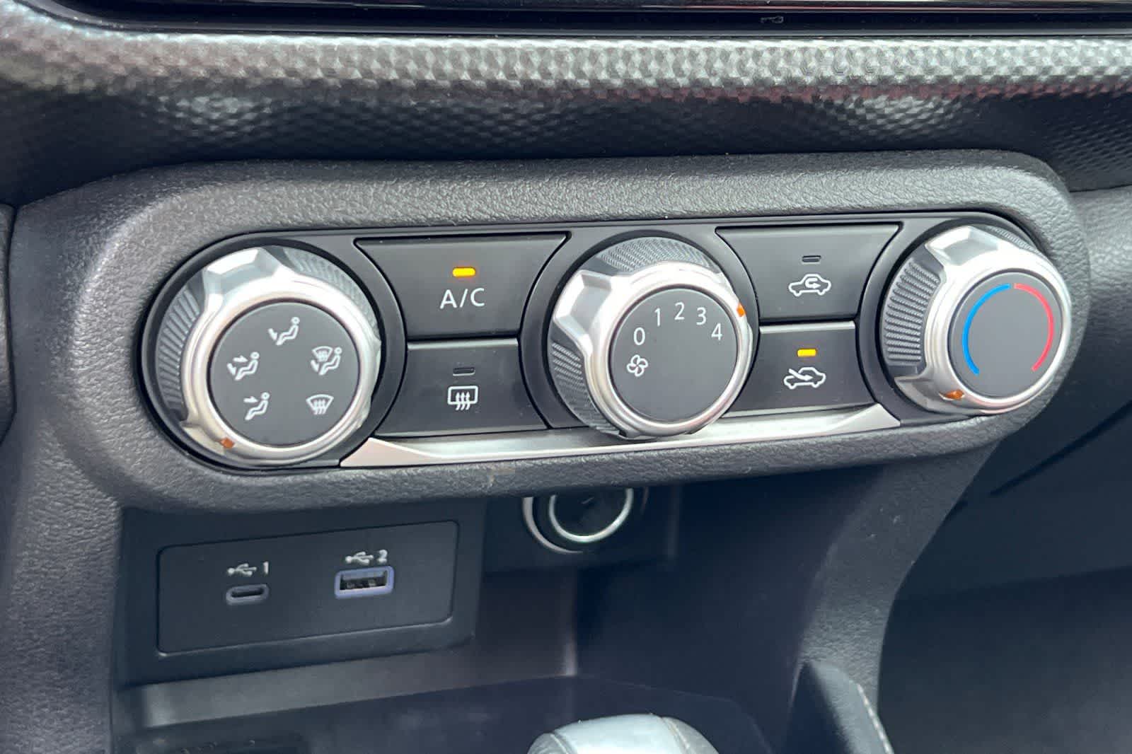 Thumbnail: 2023 Nissan Kicks - 22