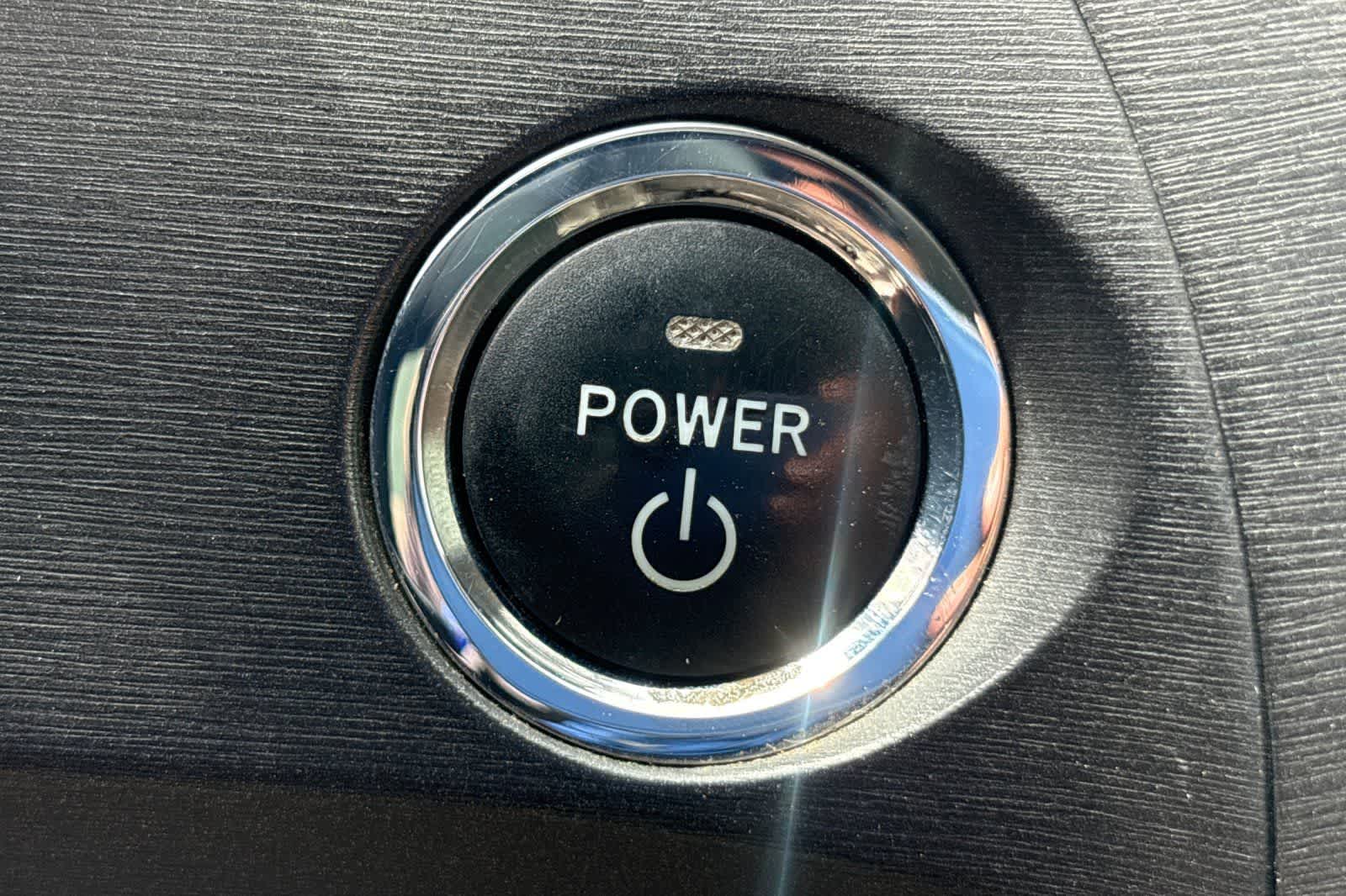 Thumbnail: 2010 Toyota Prius - 21