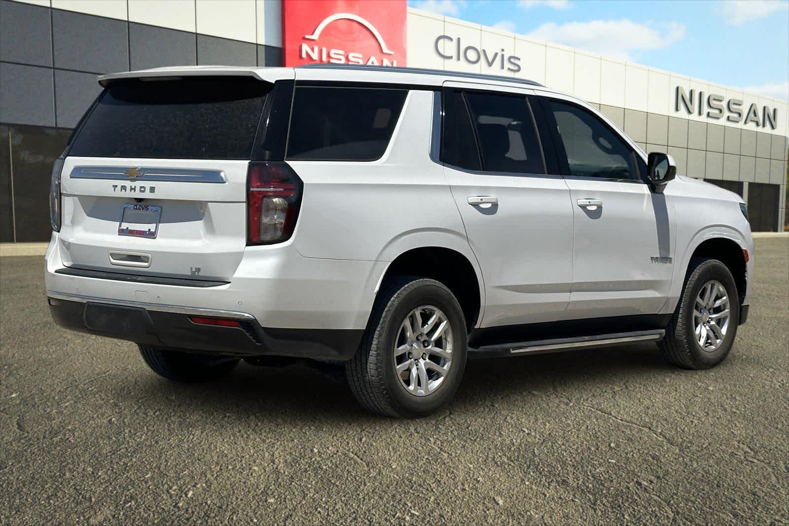 Thumbnail: 2021 Chevrolet Tahoe - 3