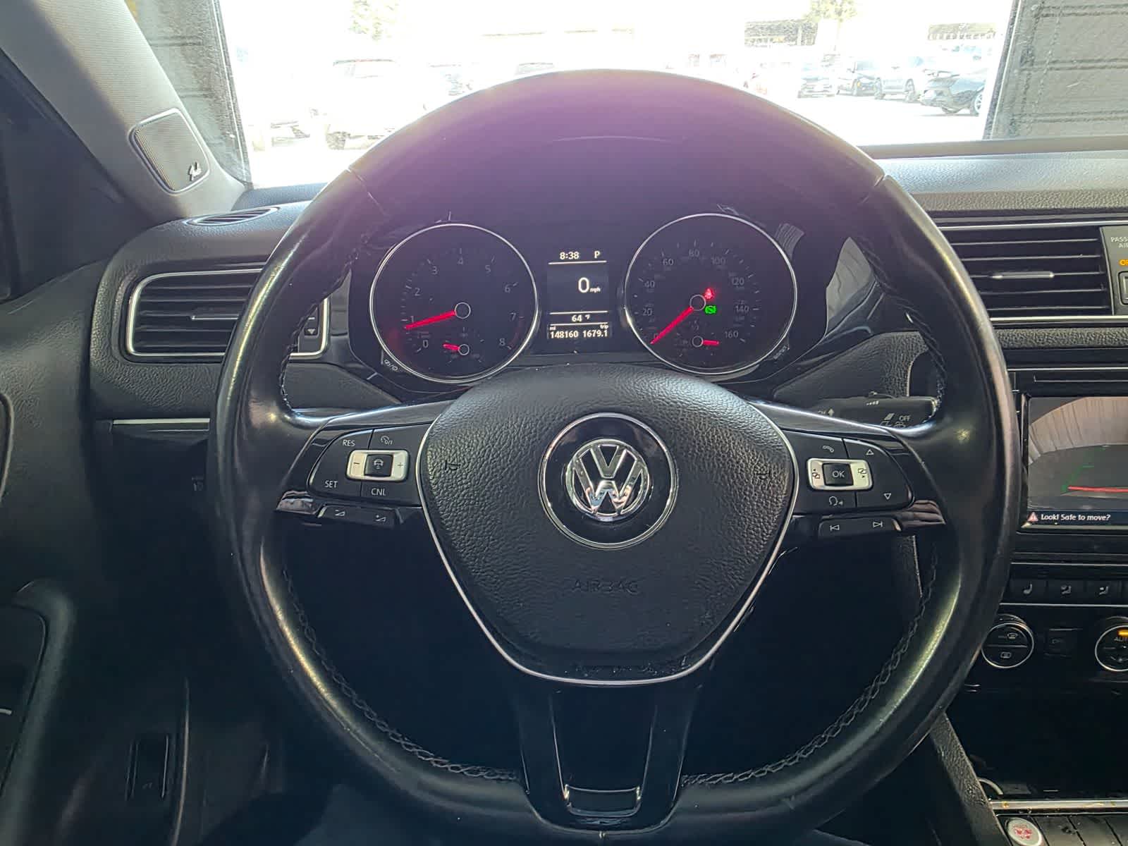 Thumbnail: 2016 Volkswagen Jetta - 25