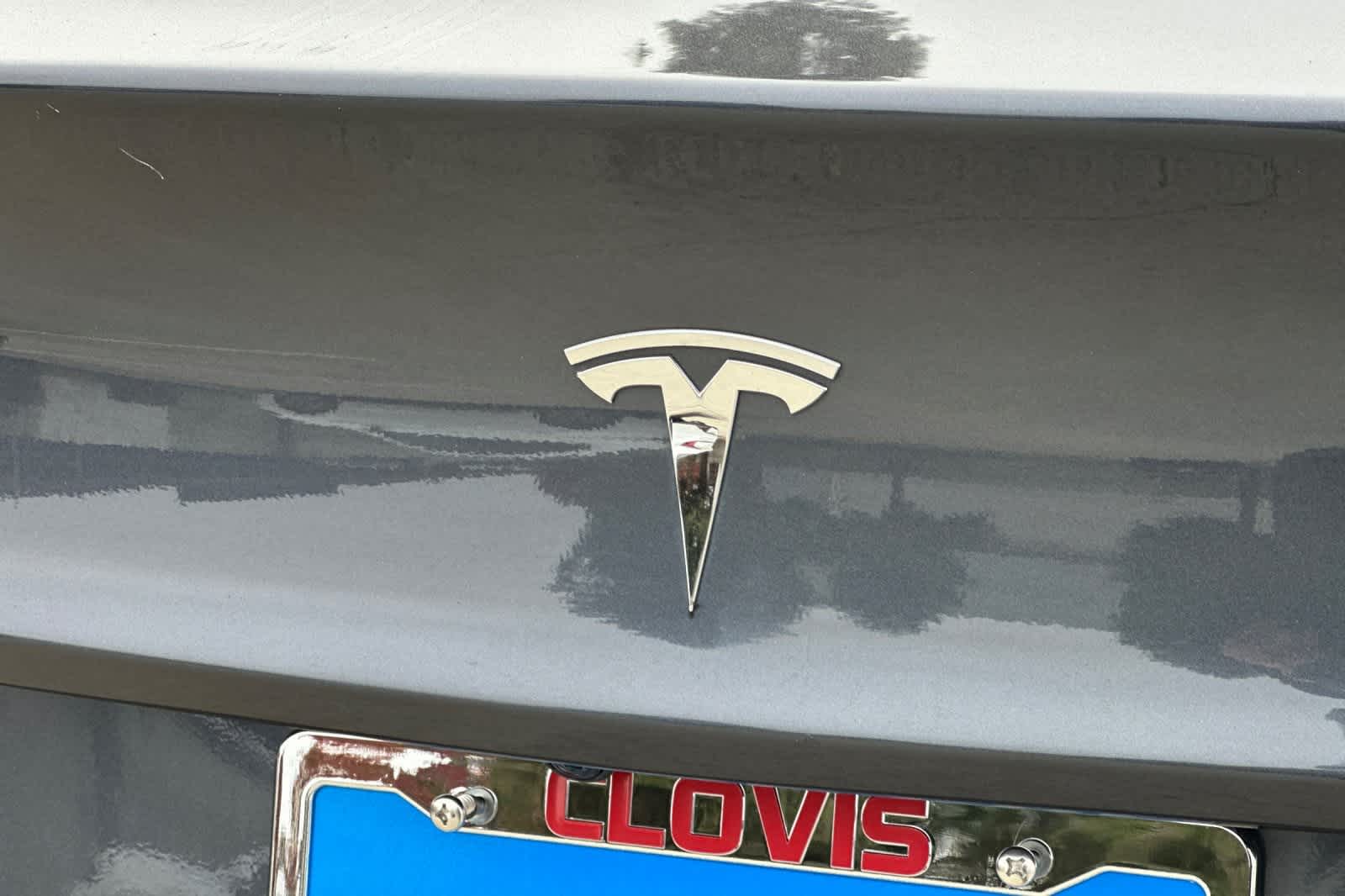 Thumbnail: 2023 Tesla Model 3 - 17