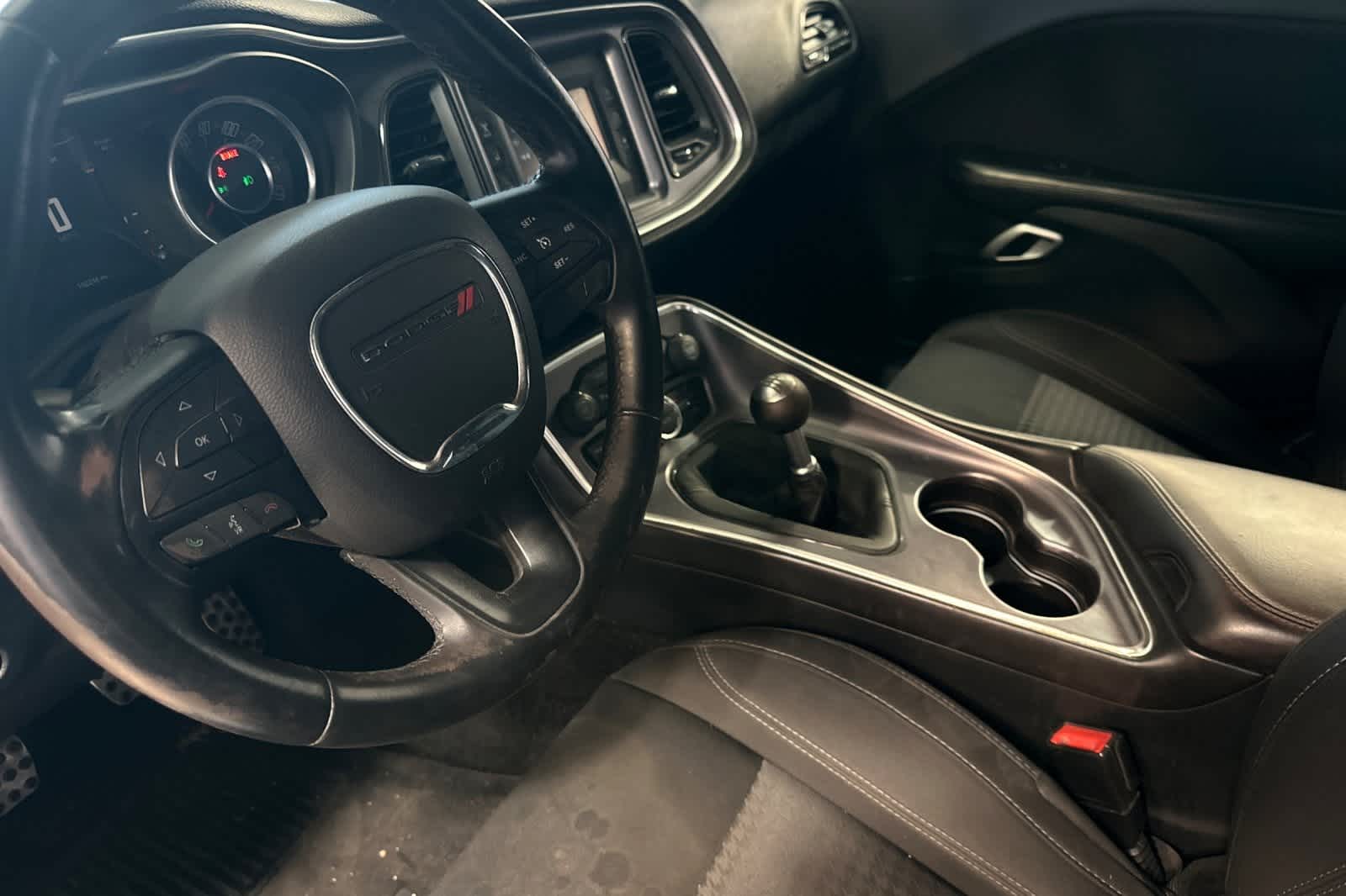 Thumbnail: 2015 Dodge Challenger - 14