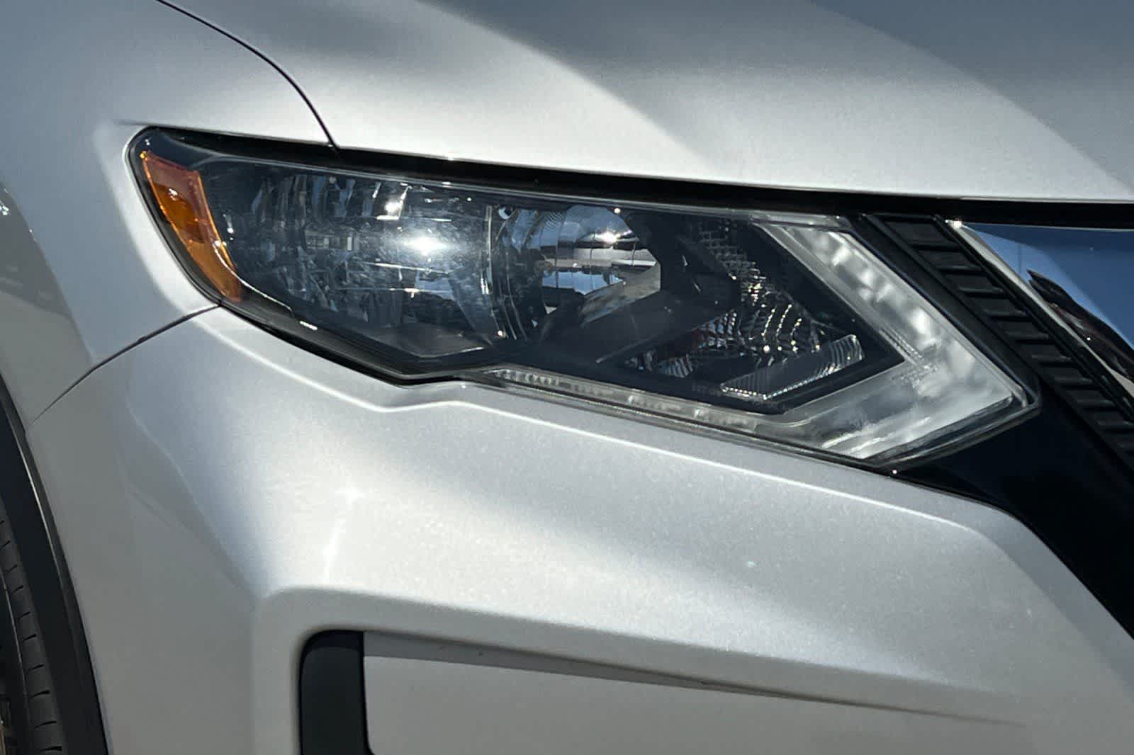 Thumbnail: 2020 Nissan Rogue - 33