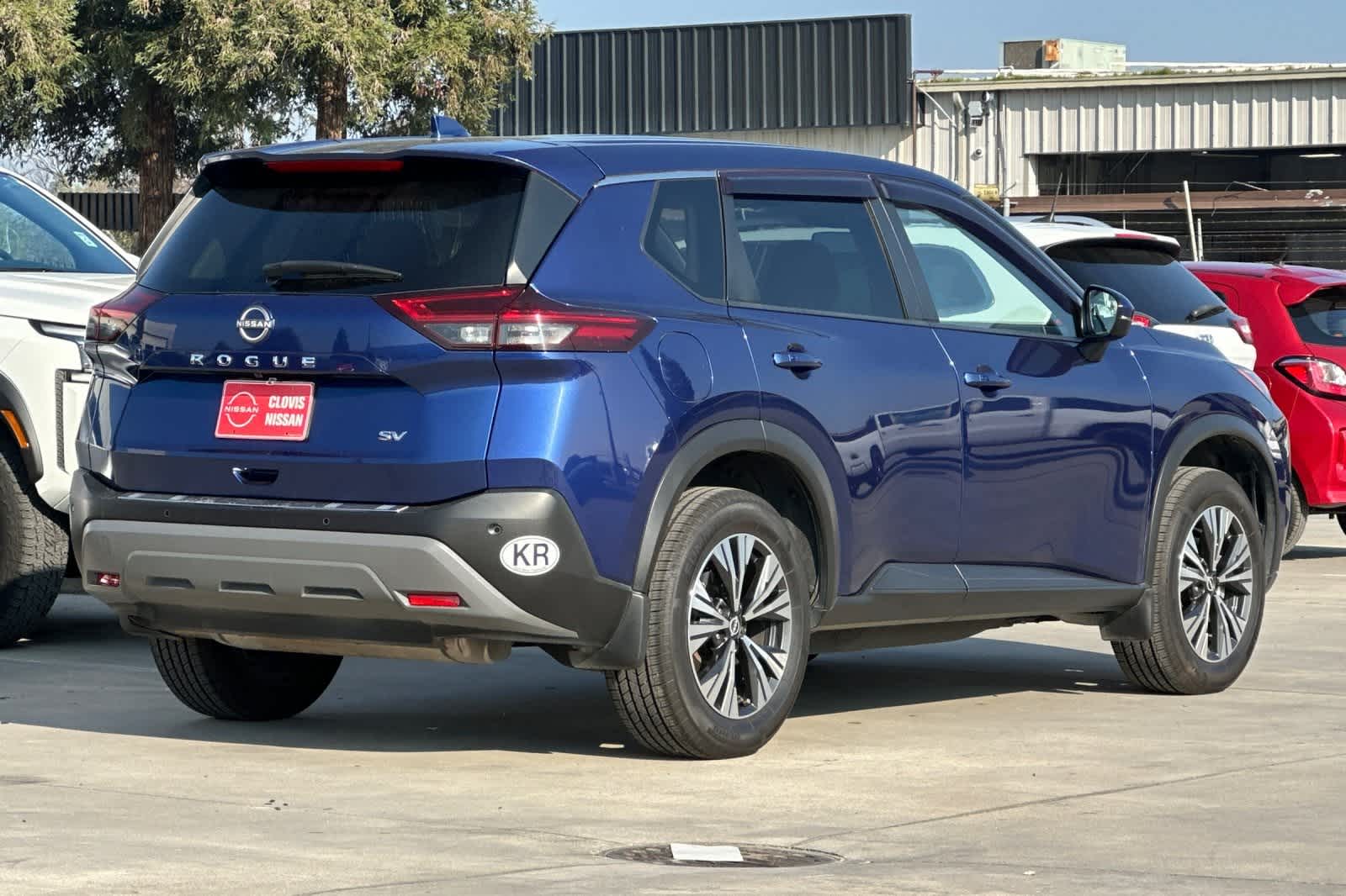 Thumbnail: 2023 Nissan Rogue - 3