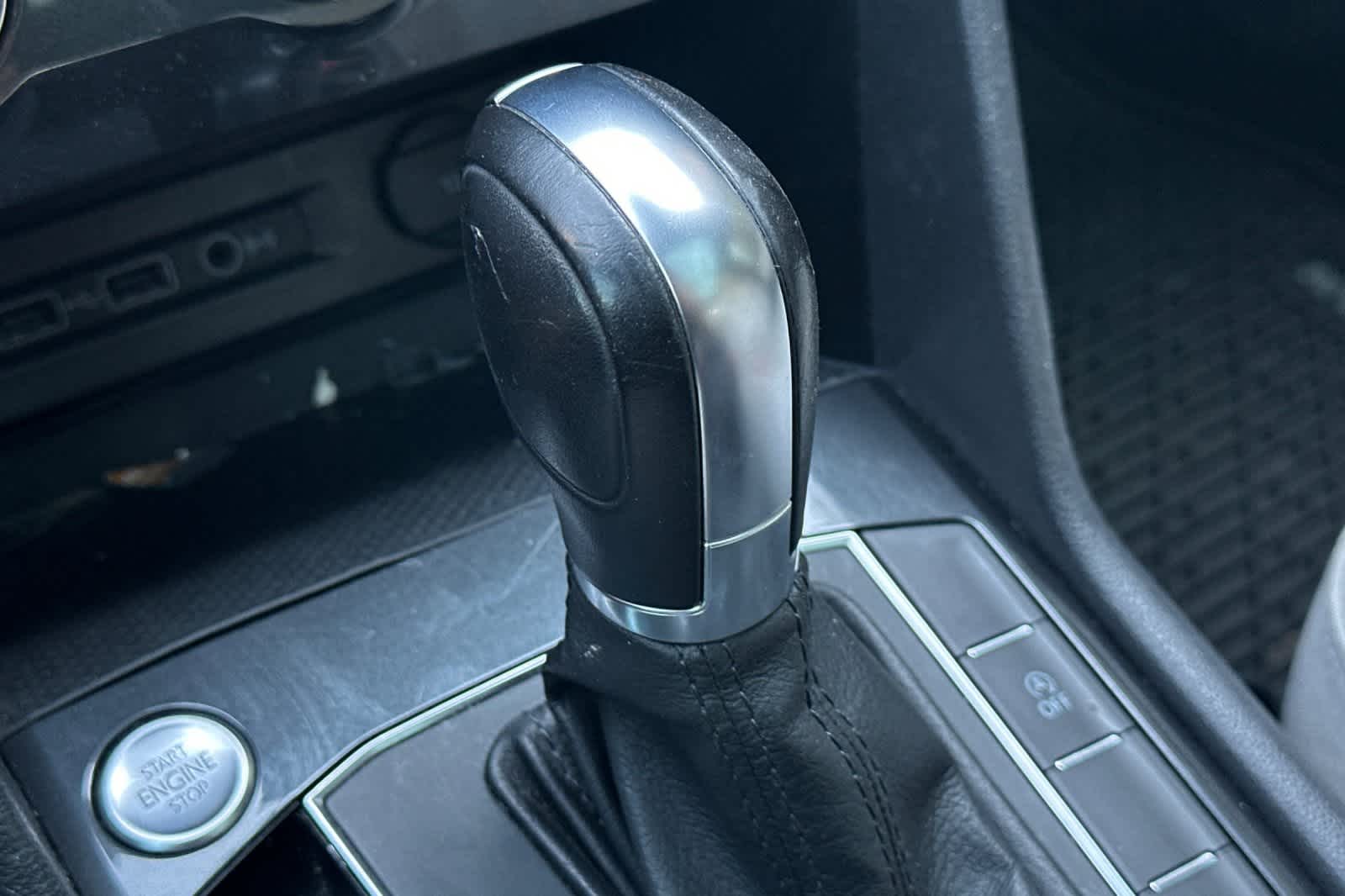 Thumbnail: 2019 Volkswagen Tiguan - 25