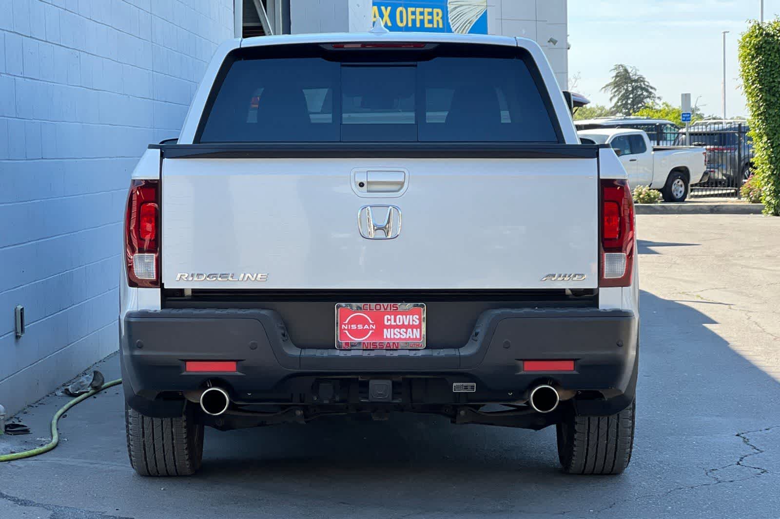 Thumbnail: 2023 Honda Ridgeline - 8